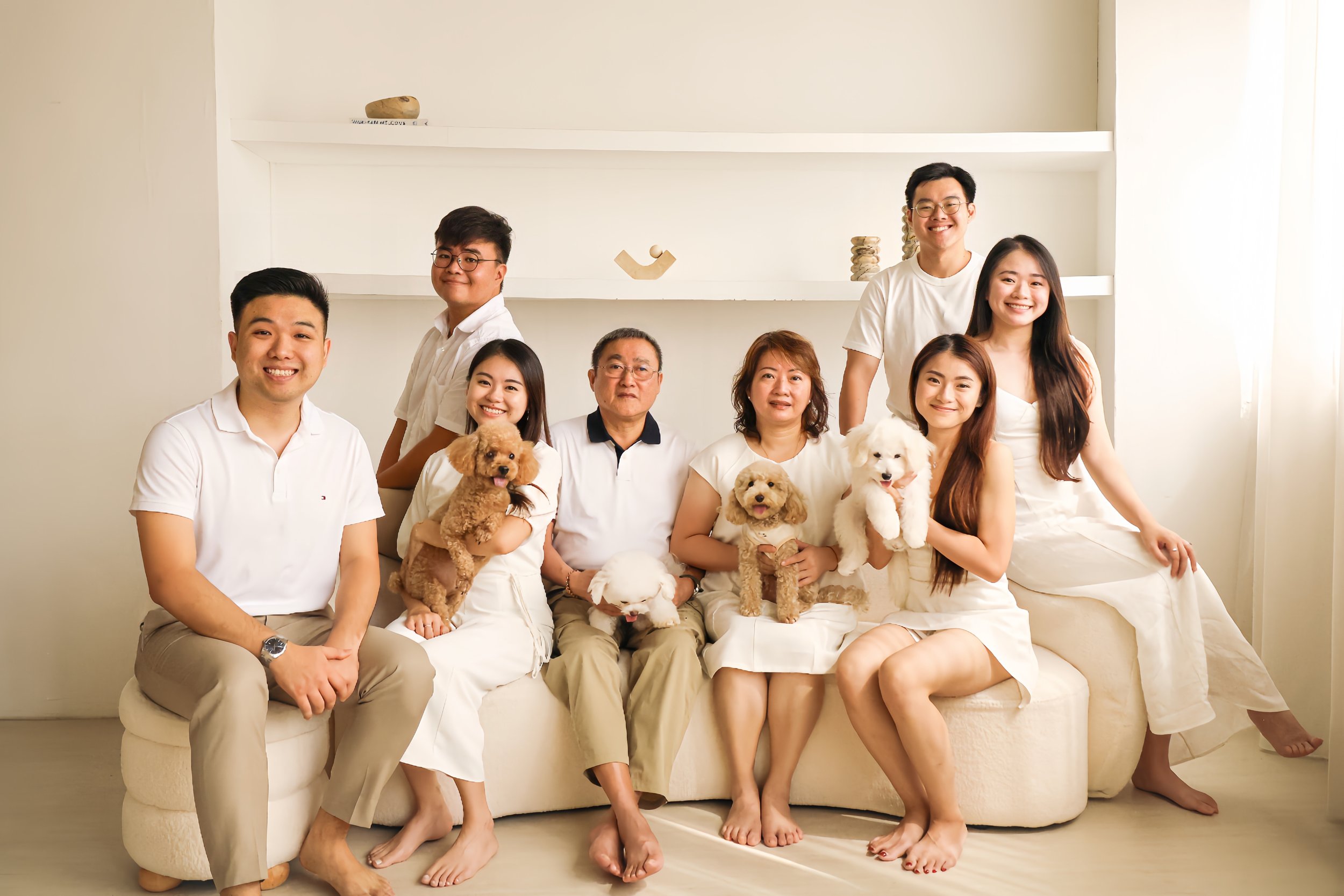 ChinFamily-001.JPG