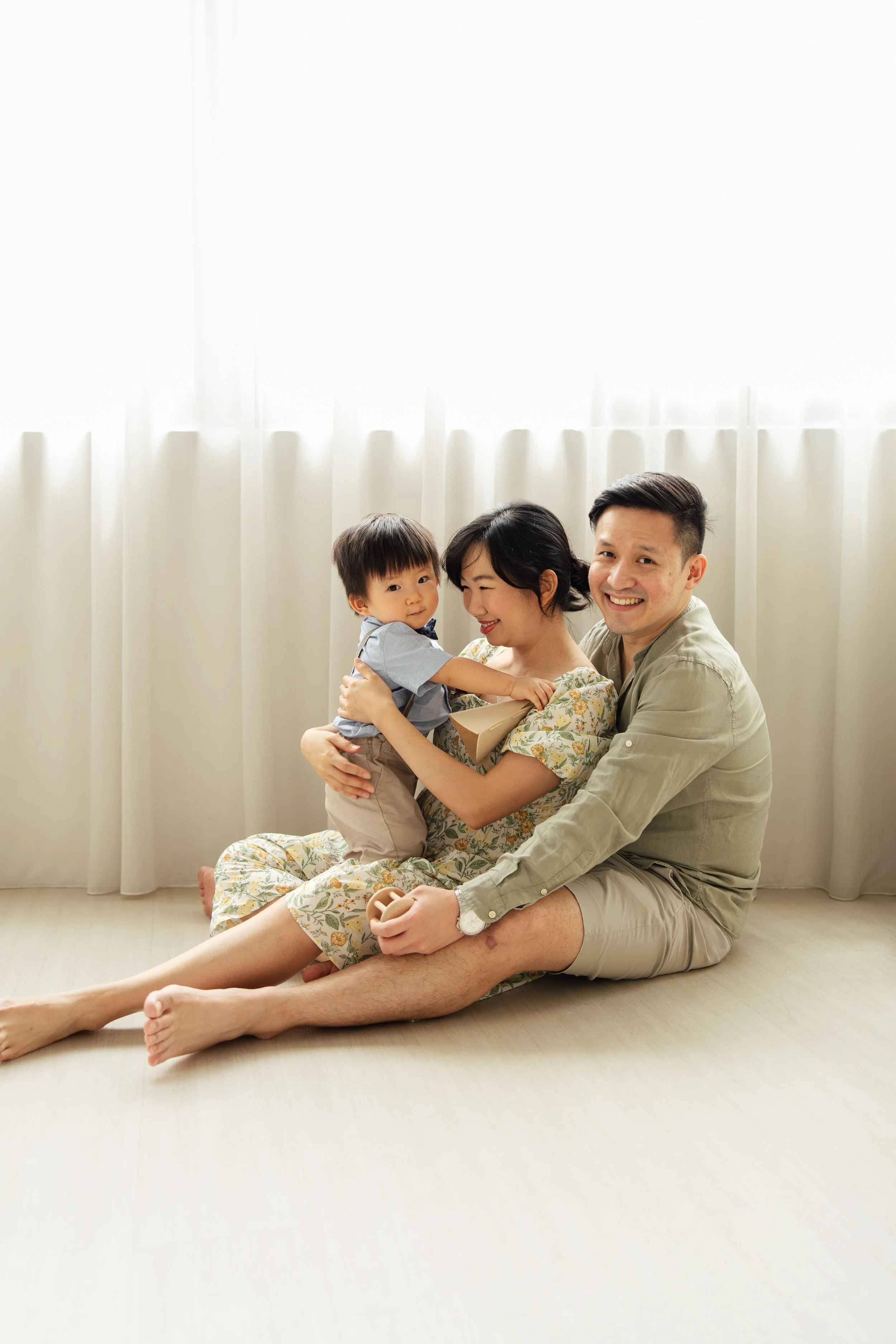 FamilyPhotoshootPetite-GenevieveJoelTobias-012.jpg