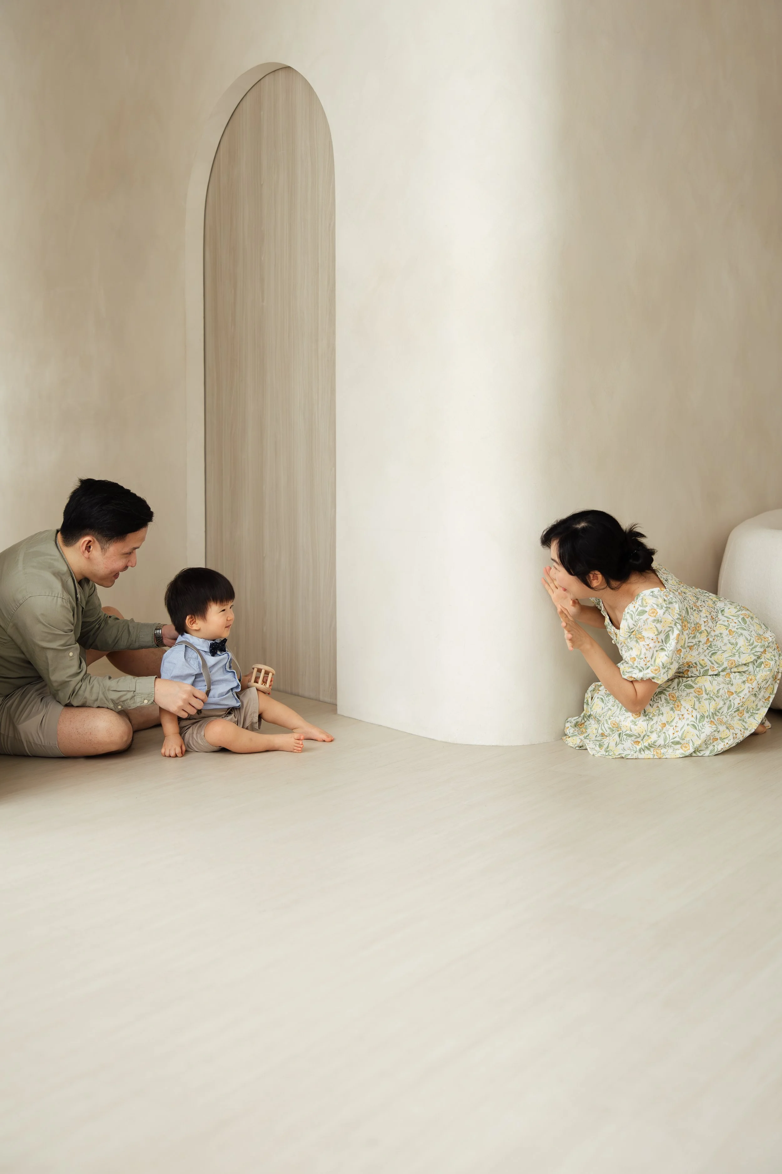 FamilyPhotoshootPetite-GenevieveJoelTobias-001.jpg