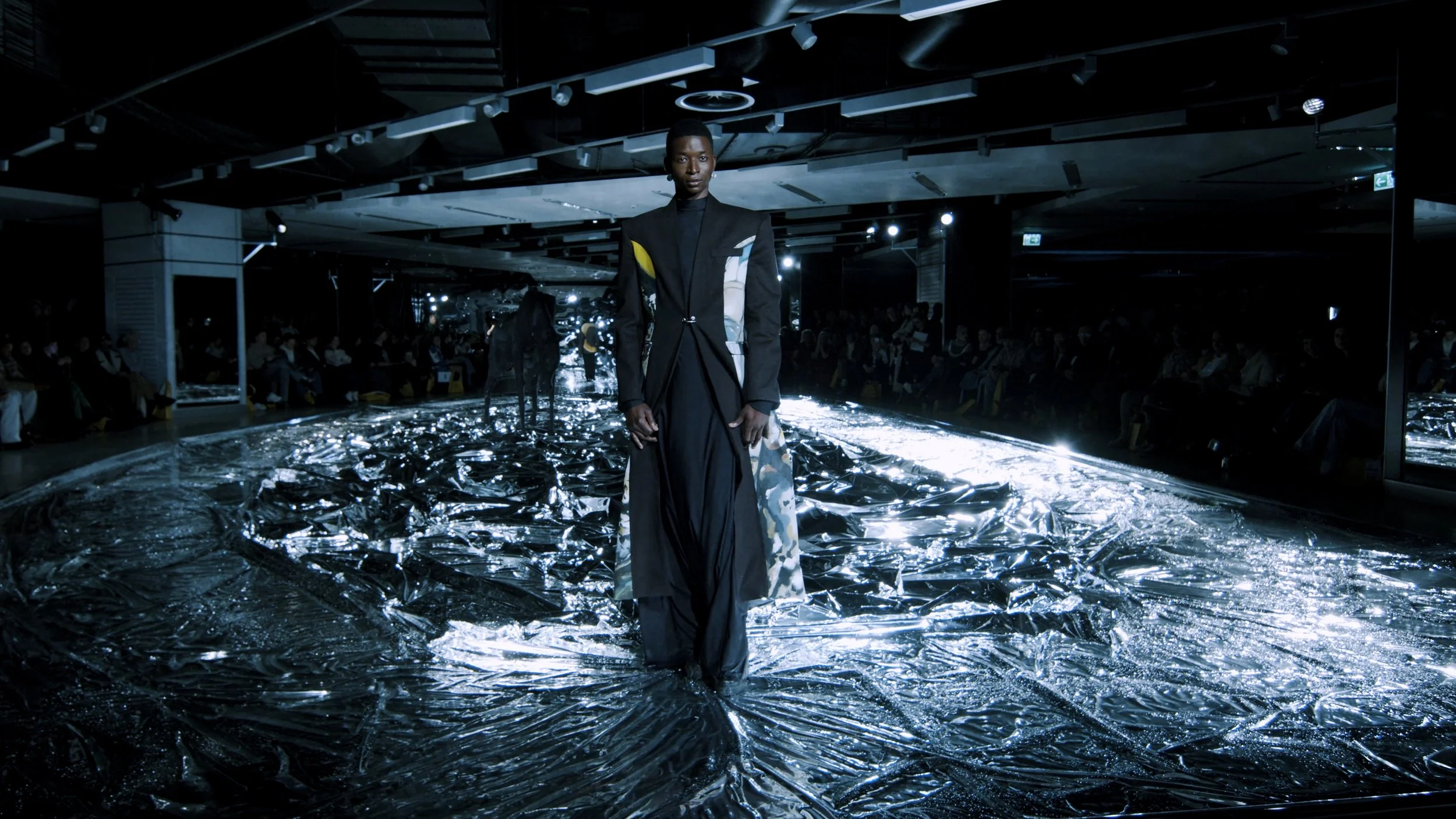 Sequenz 01.00_00_28_46.Standbild005.jpg