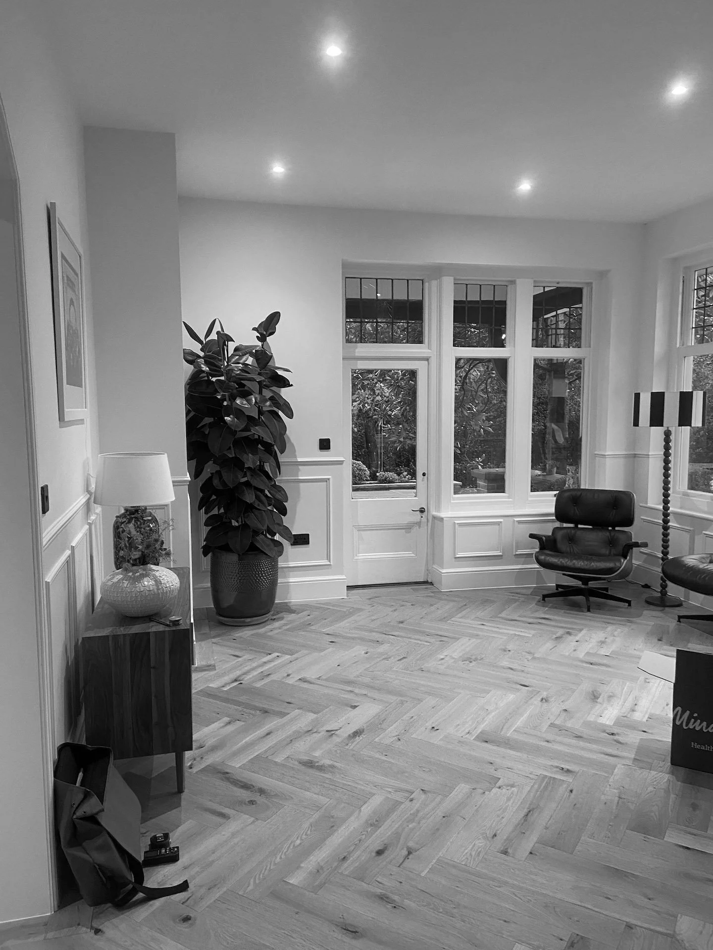 Cliff Drive Living Room Before Refurbishment | Studio EWW