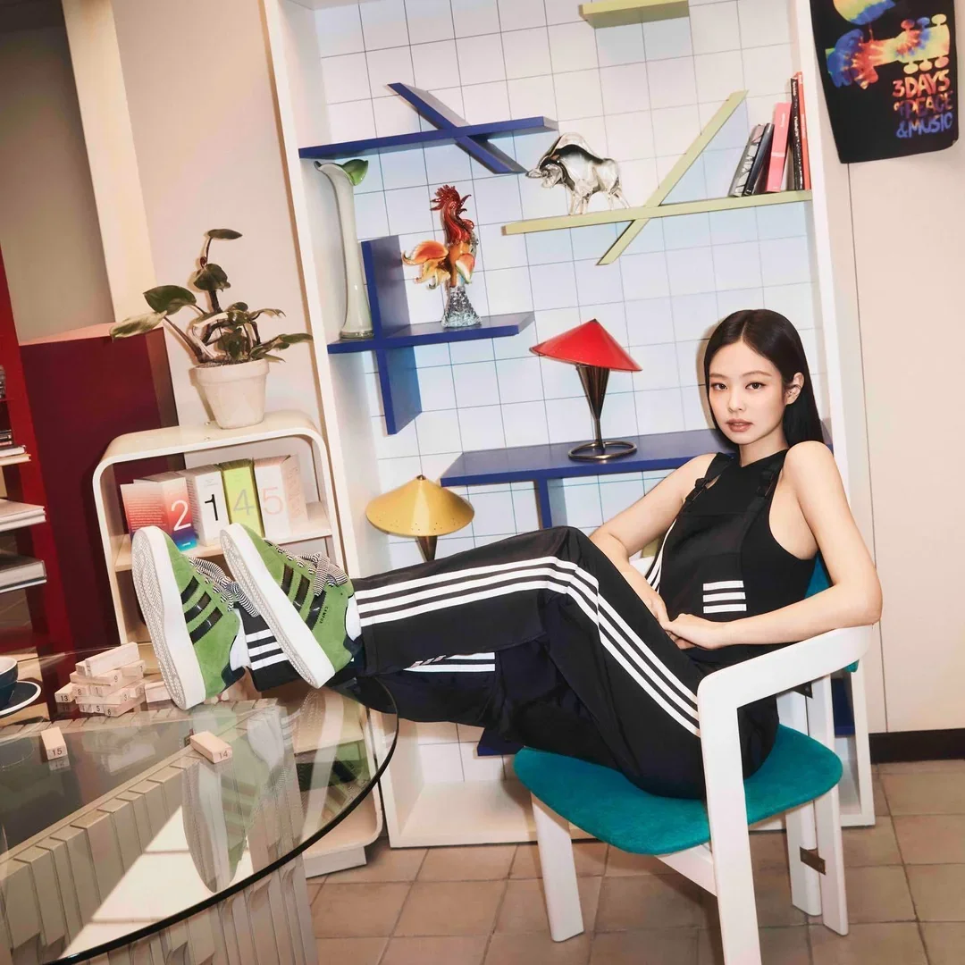 230515-blackpink-for-adidas-v0-p2zxfqrjvwza1.webp