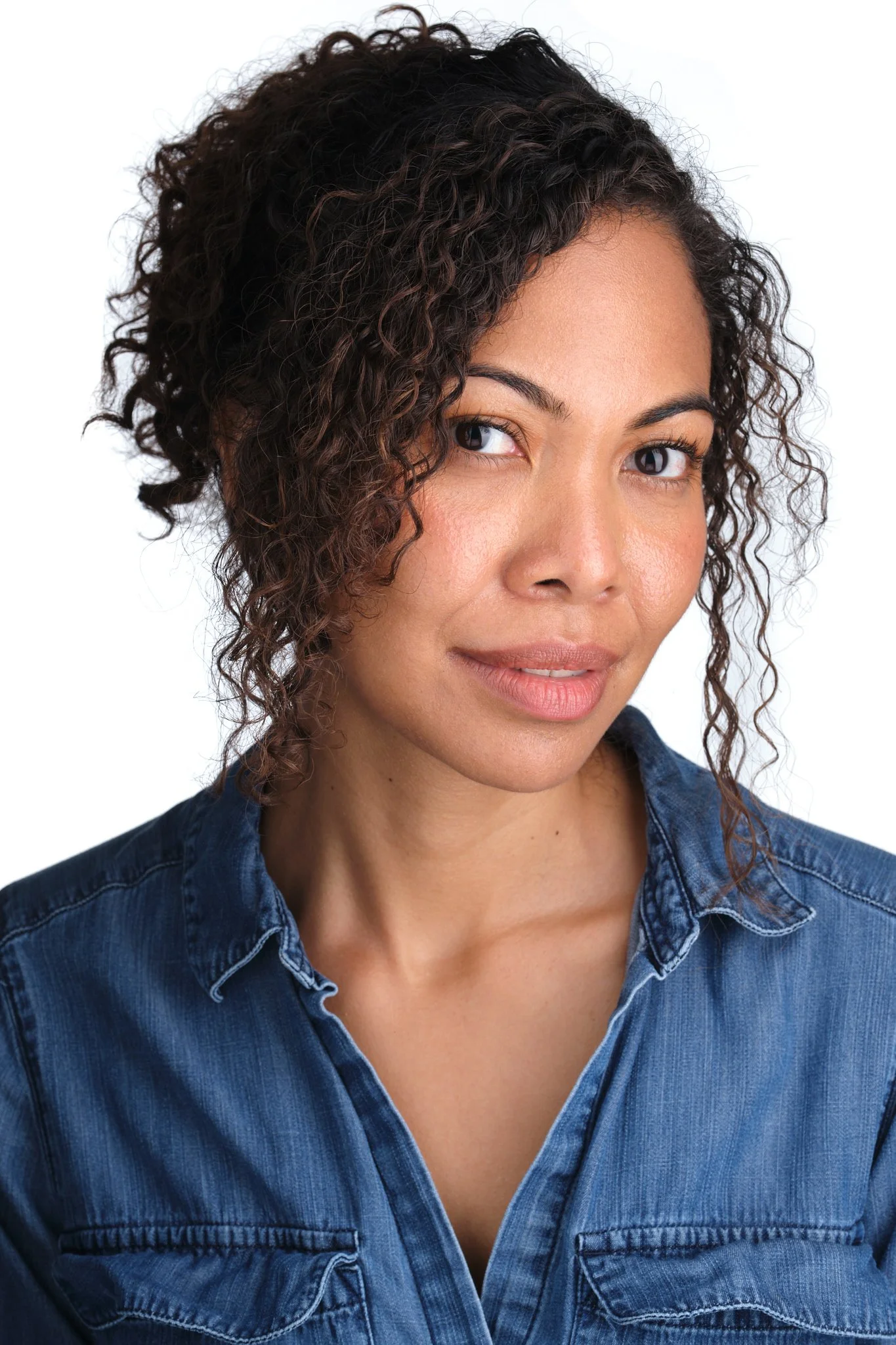 Jenieki Young0077_2048px.jpg