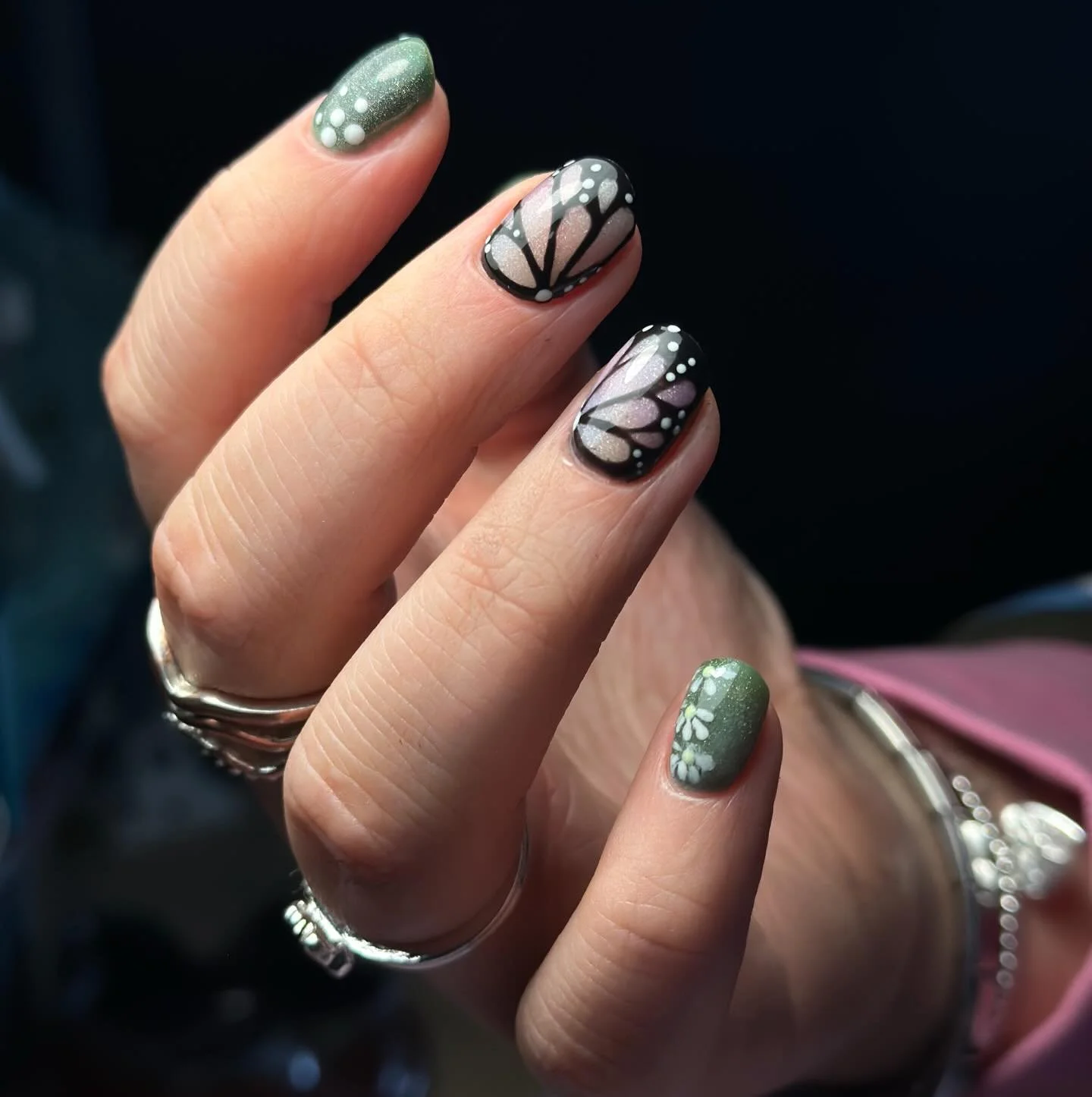 🦋

prep | @nibovi_official 
hard gel | @americancreator.tm 

nails | nail tech | nails near me | salon | nail salon | nail studio | butterfly nails 

nails