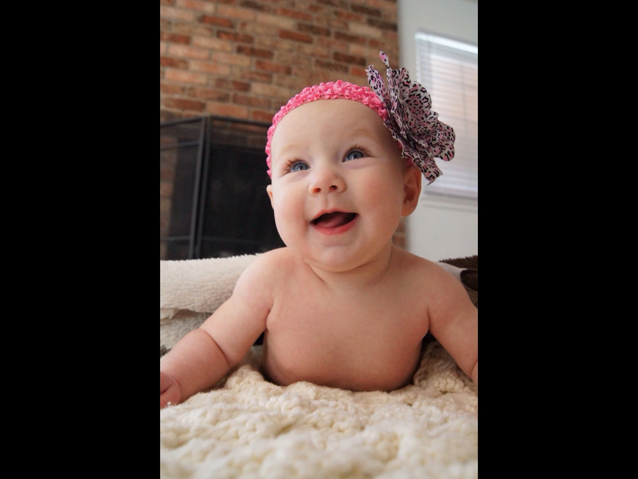 Baby Sitter Weekend 4 hours Only