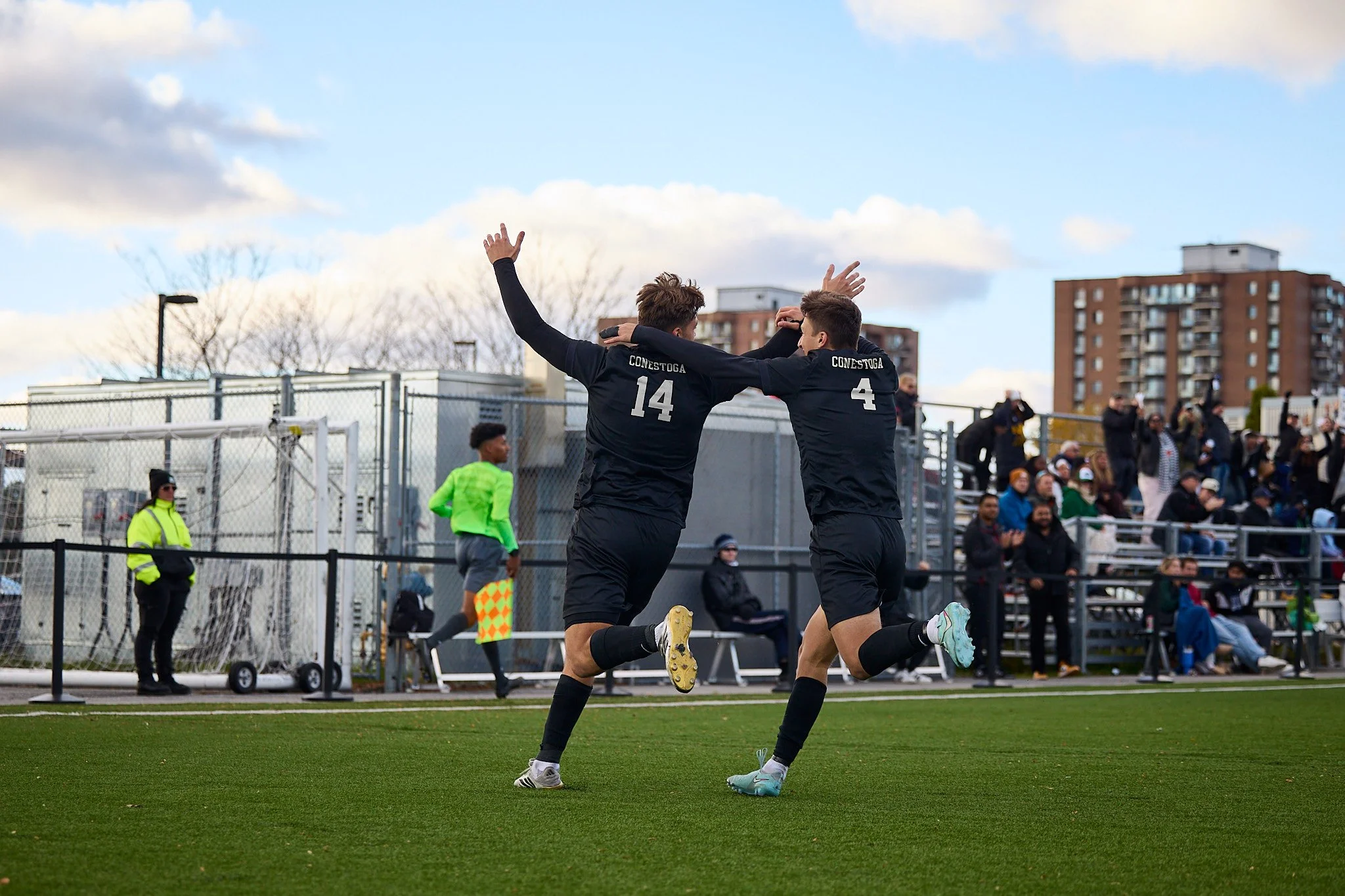 Gold - Conestoga VS Humber 046.jpg