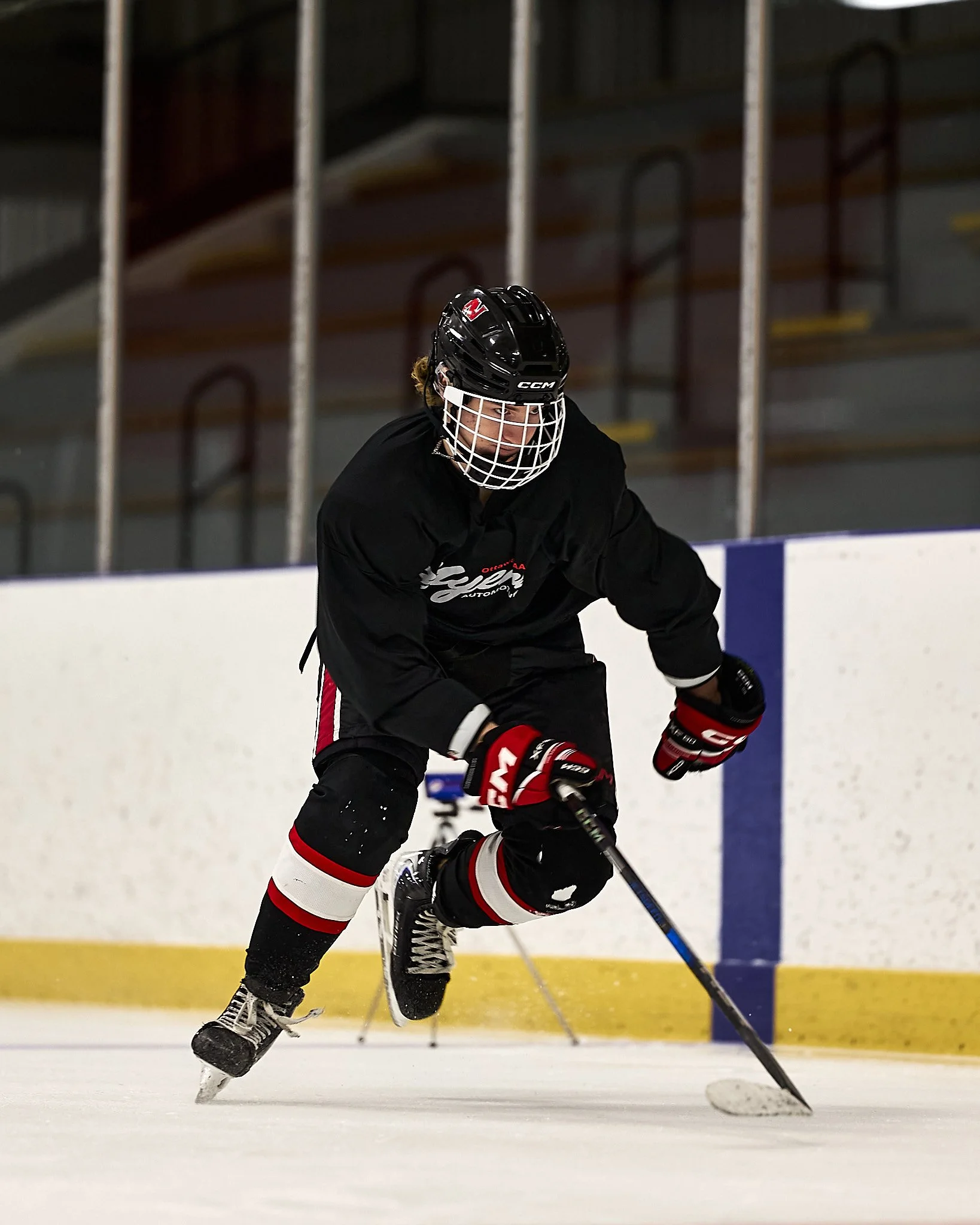 Vincent, A Peak Centre Academy Skating 32.jpg