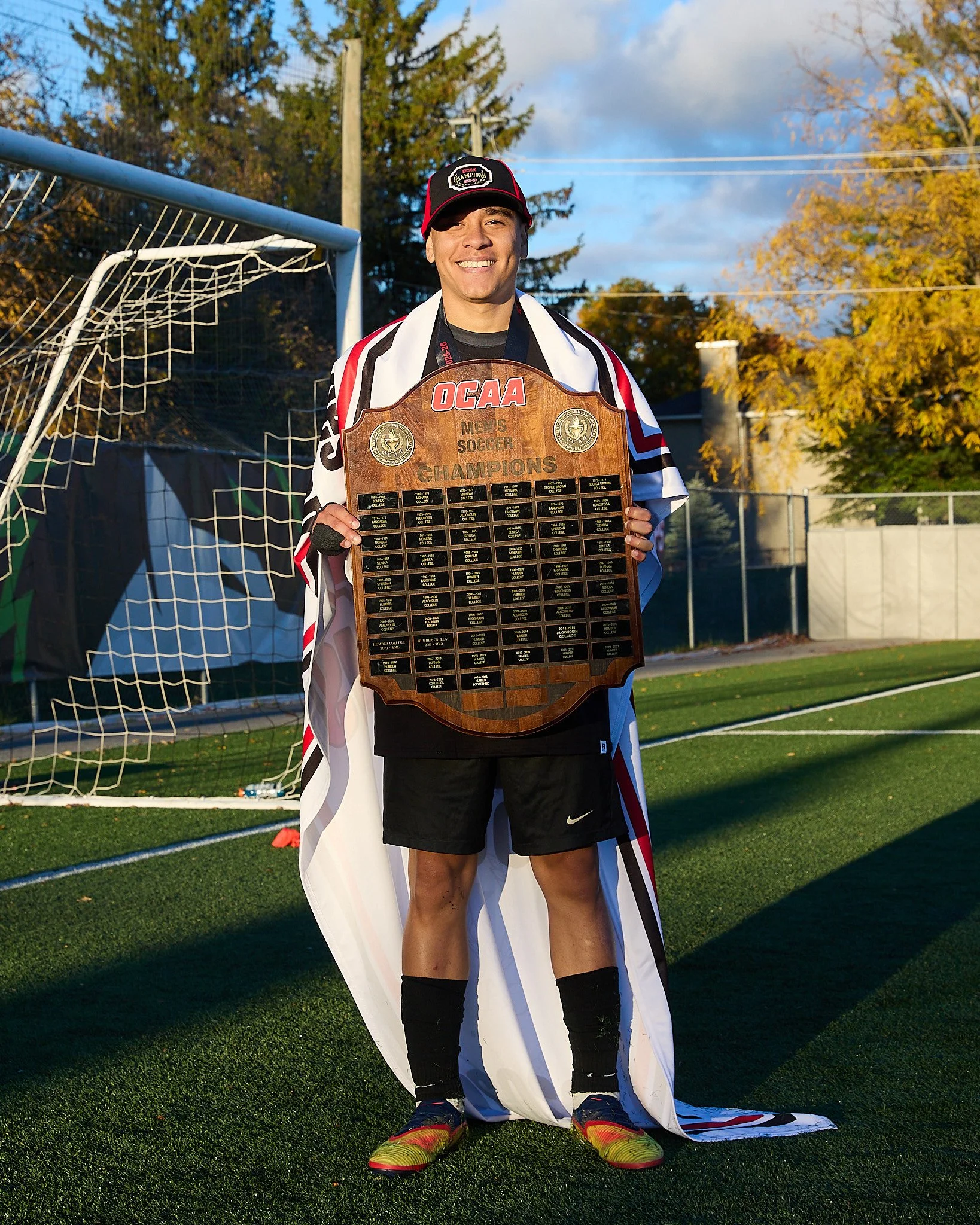 Gold - Conestoga VS Humber 075.jpg