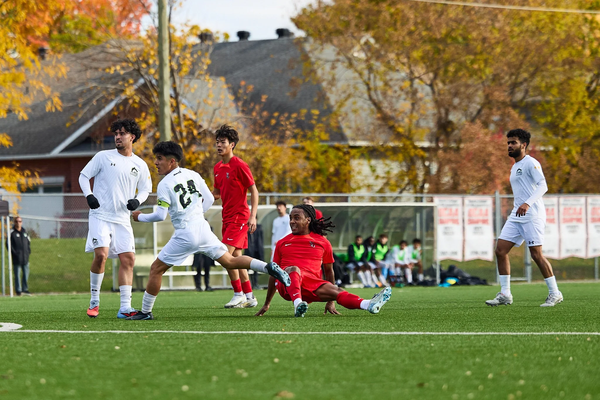 Bronze-Seneca VS Algonquin 007.jpg