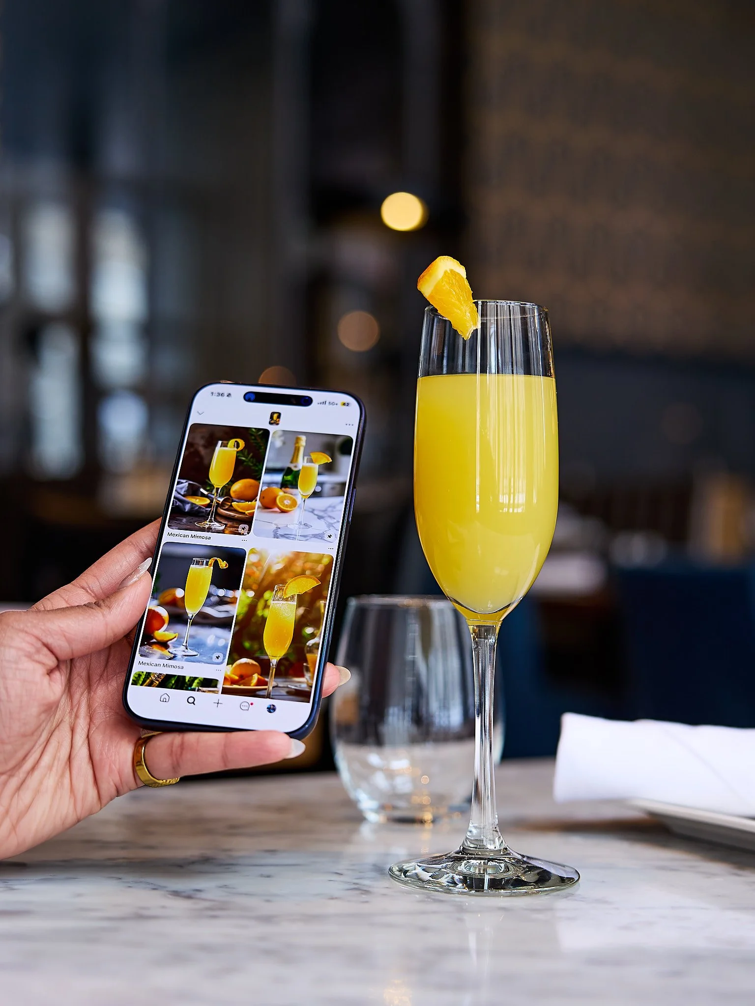 Vincent, A Social 01.jpg