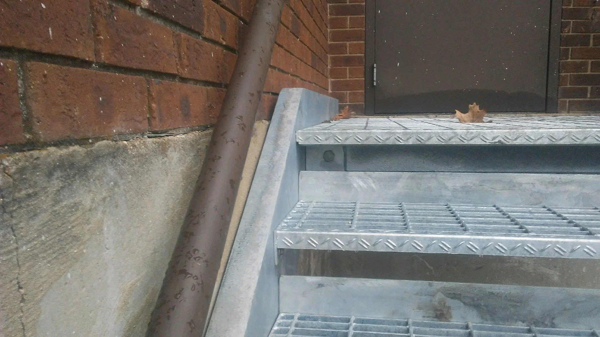 Industrial Grating and Diamond Plate Components Providing Durable, Slip-Resistant Access Surfaces.