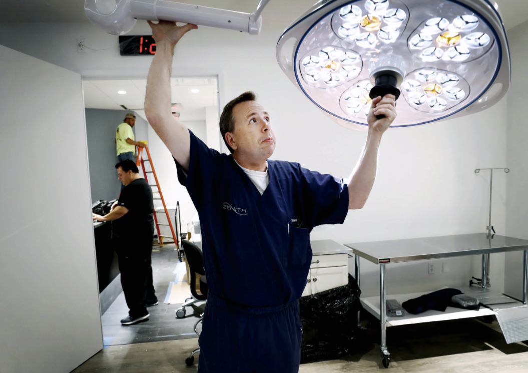 Spa-like health clinic to open in former Lululemon location