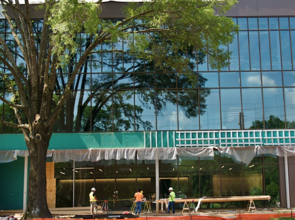 Renasant Bank designs a transparent Memphis headquarters