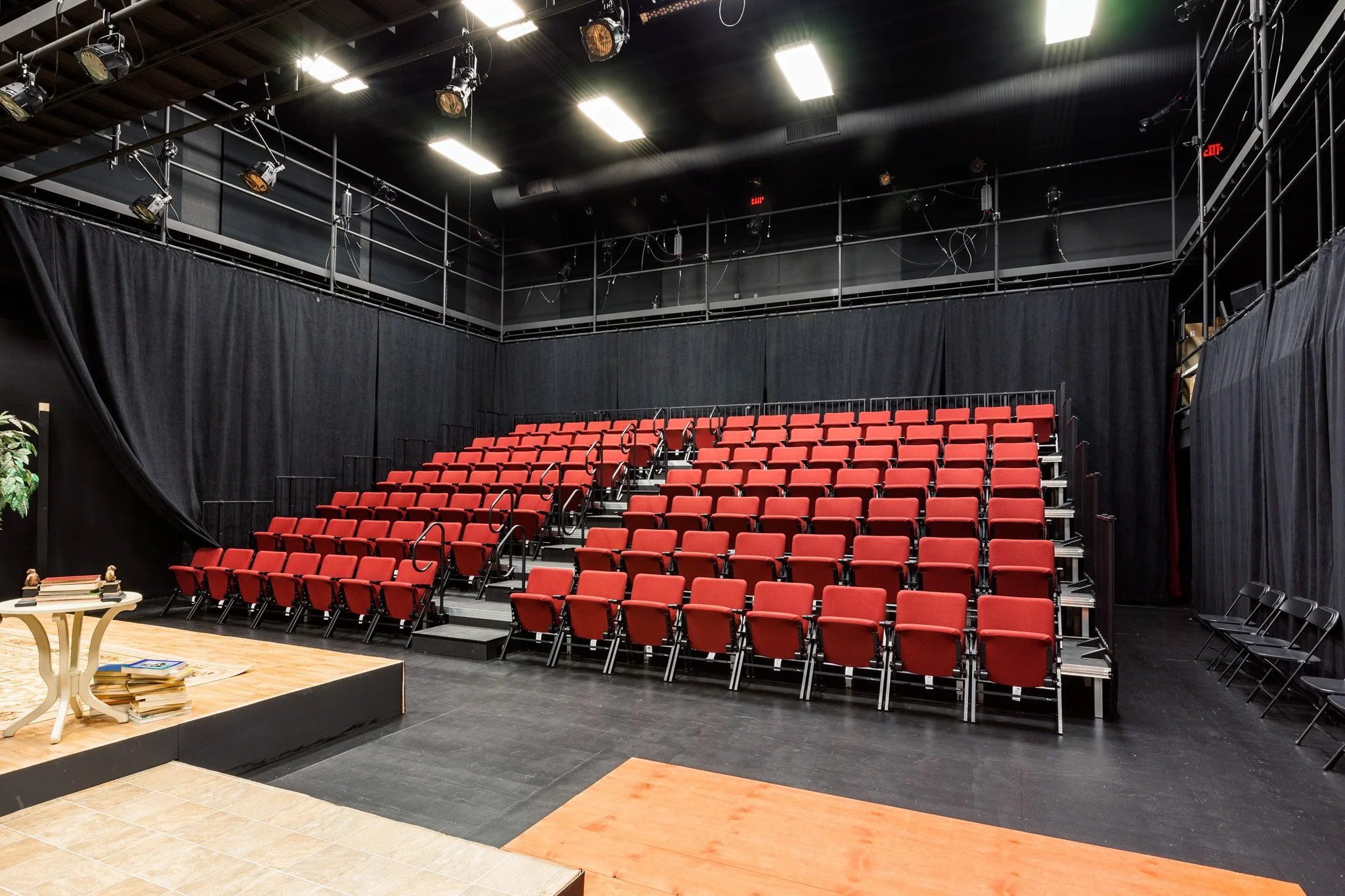 6 HattilooTheatre081914_690.jpg
