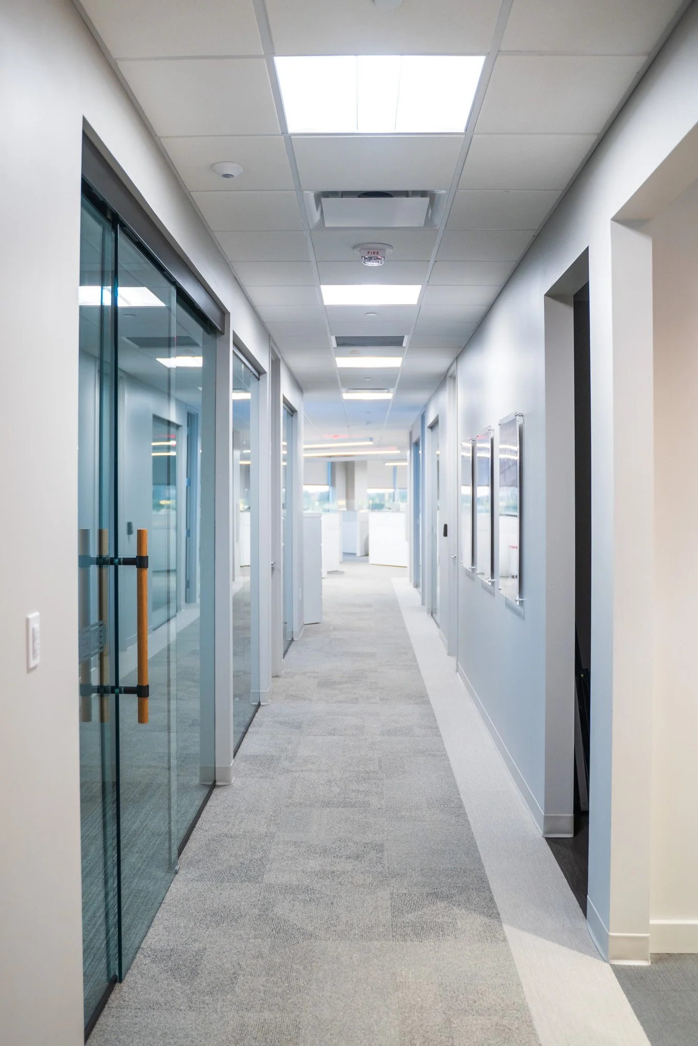 7 CreationStudios_Lucite_CrumpFirm_Details-1008.jpg