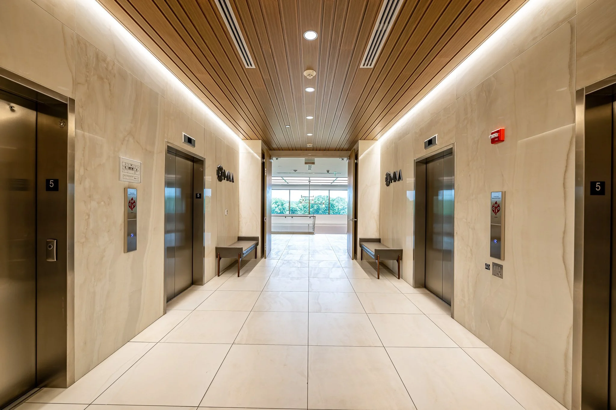 16 maa-offices-20-printjpg_53027933239_o_H.jpg