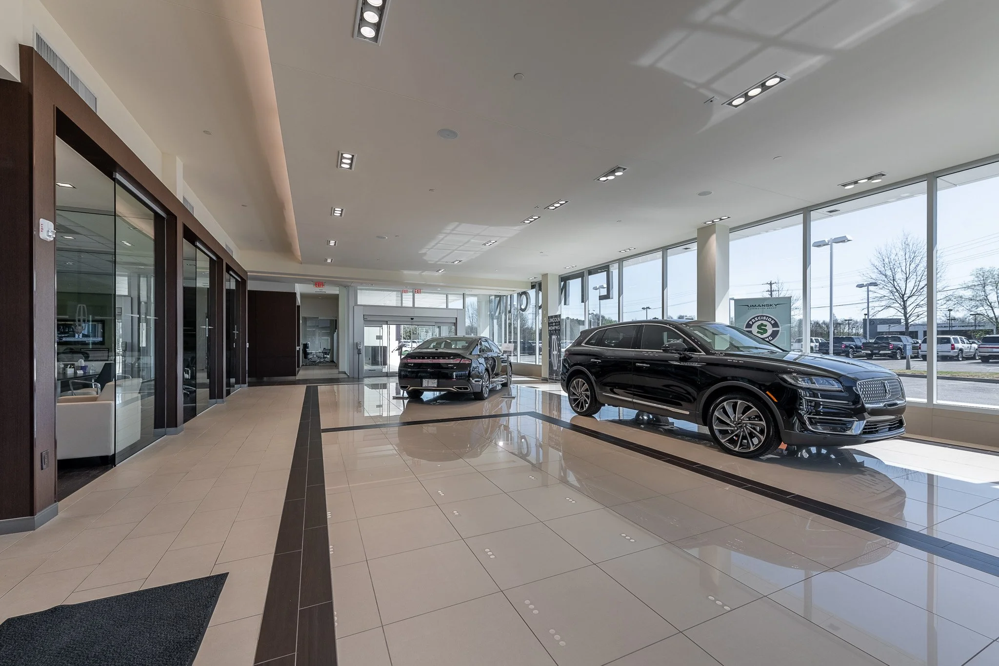 4 gtg---lincoln-of-memphis--7jpg_51081482971_o.jpg
