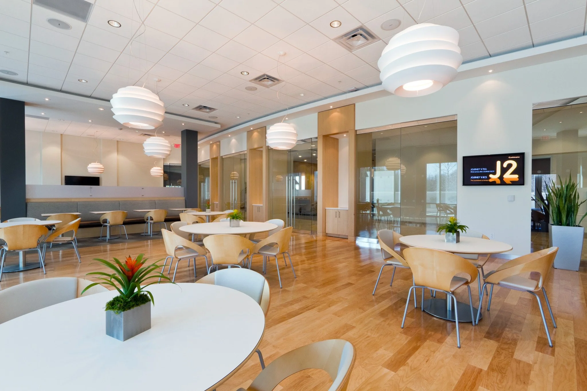 4 SmithNephew022112_198.jpg