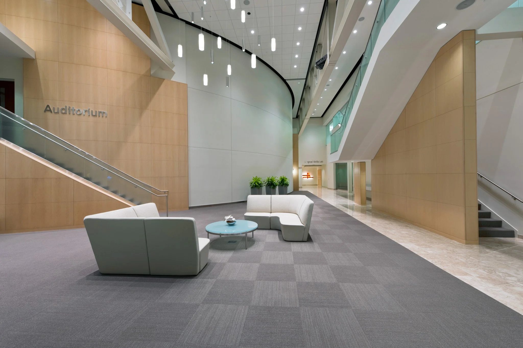 5 SmithNephew022112_027.jpg