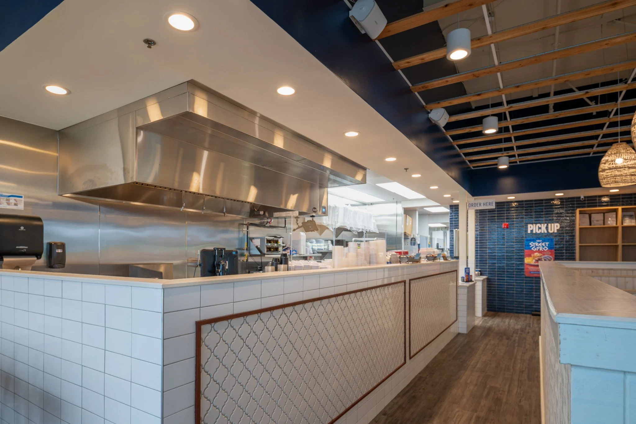 4 tazikis-arlington-17jpg_54037574848_o.jpg