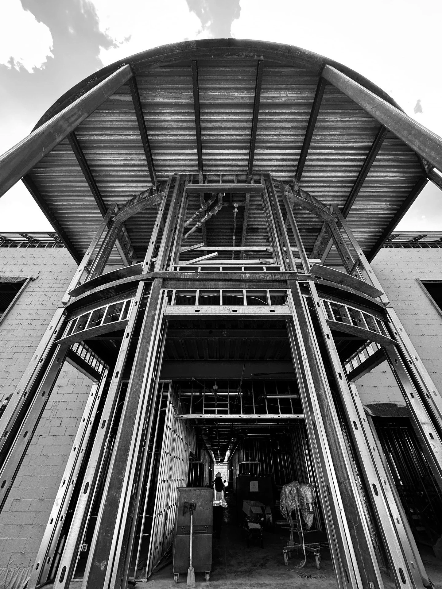 Beauty doesn't wait until a project is complete.

It's found in the symmetry of steel, the texture of concrete, the play of light, and the craftsmanship behind every detail. We recently captured a few of those moments at @mus_owls as this exciting ca