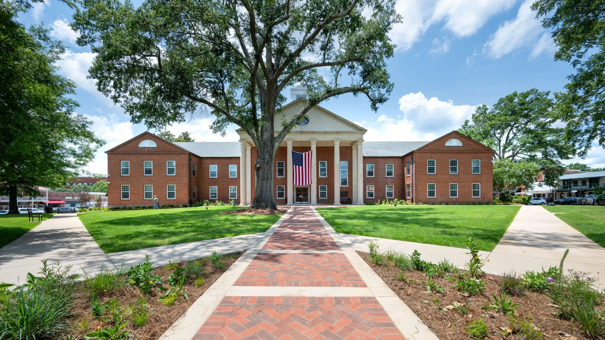 desoto-county-court-house-16_55368770066_o-3.jpg