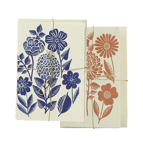 Blue Chrysanthemum and Coral Dahlia cards with envelopes, 4 pack.