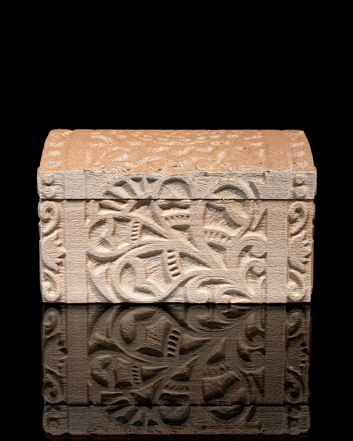 3D Printed Carved Jewelry Box – Decorative storage box featuring elegant carved details and a hinged lid. Perfect for jewelry, keepsakes, rings, earrings, and small treasures. Stylish organizer for dressers, vanities, and shelves.
