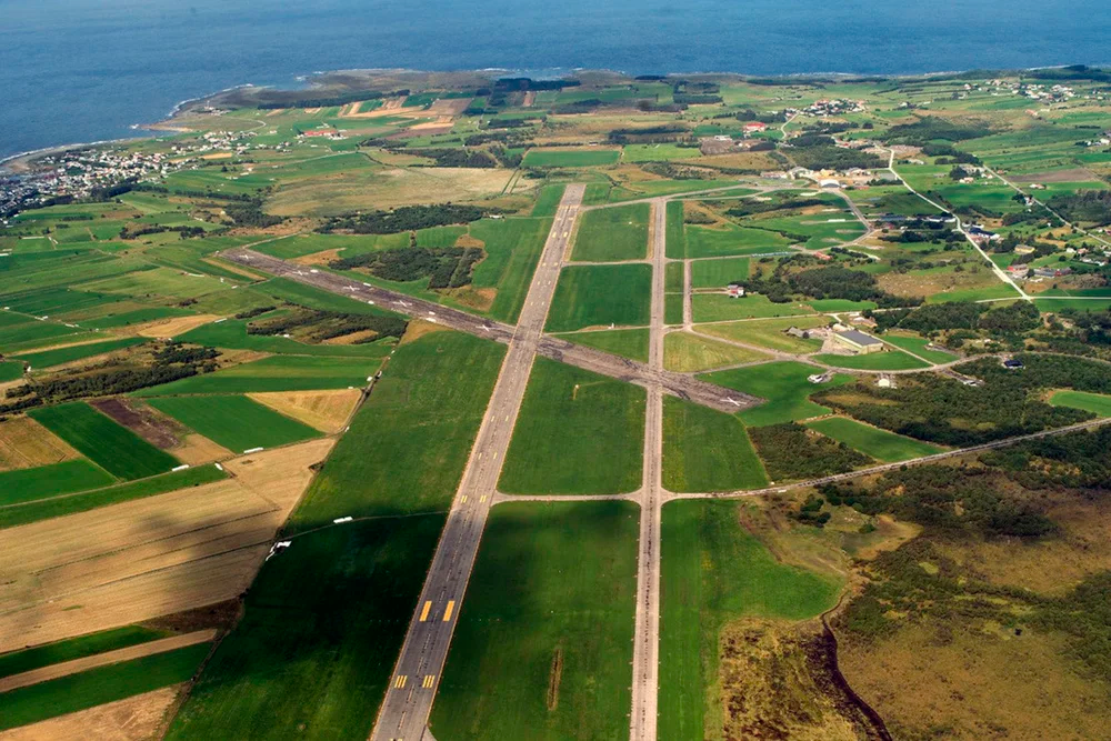 Lista Airport
