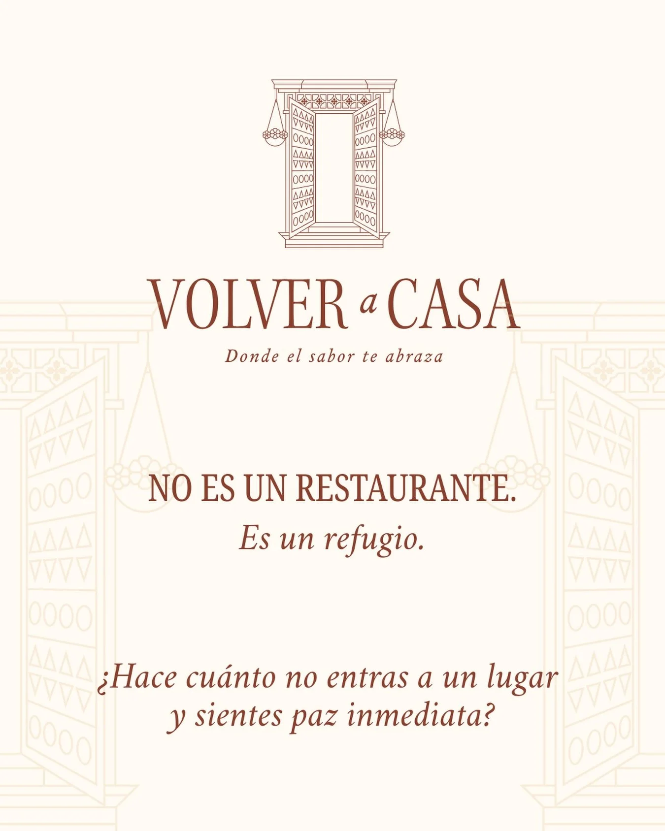 No es un restaurante. Es un refugio.

&iquest;Hace cu&aacute;nto no entras a un lugar y sientes paz inmediata?

Muchos restaurantes hoy son ruido, velocidad y comida sin intenci&oacute;n. Sales lleno, pero no satisfecho.

Volver a Casa fue creado par