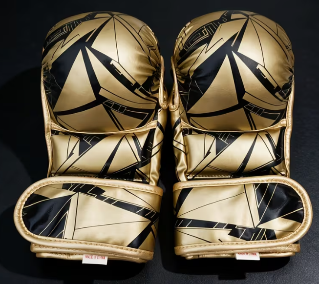Half_finger_Boxing_Gloves_black_gold_2.png