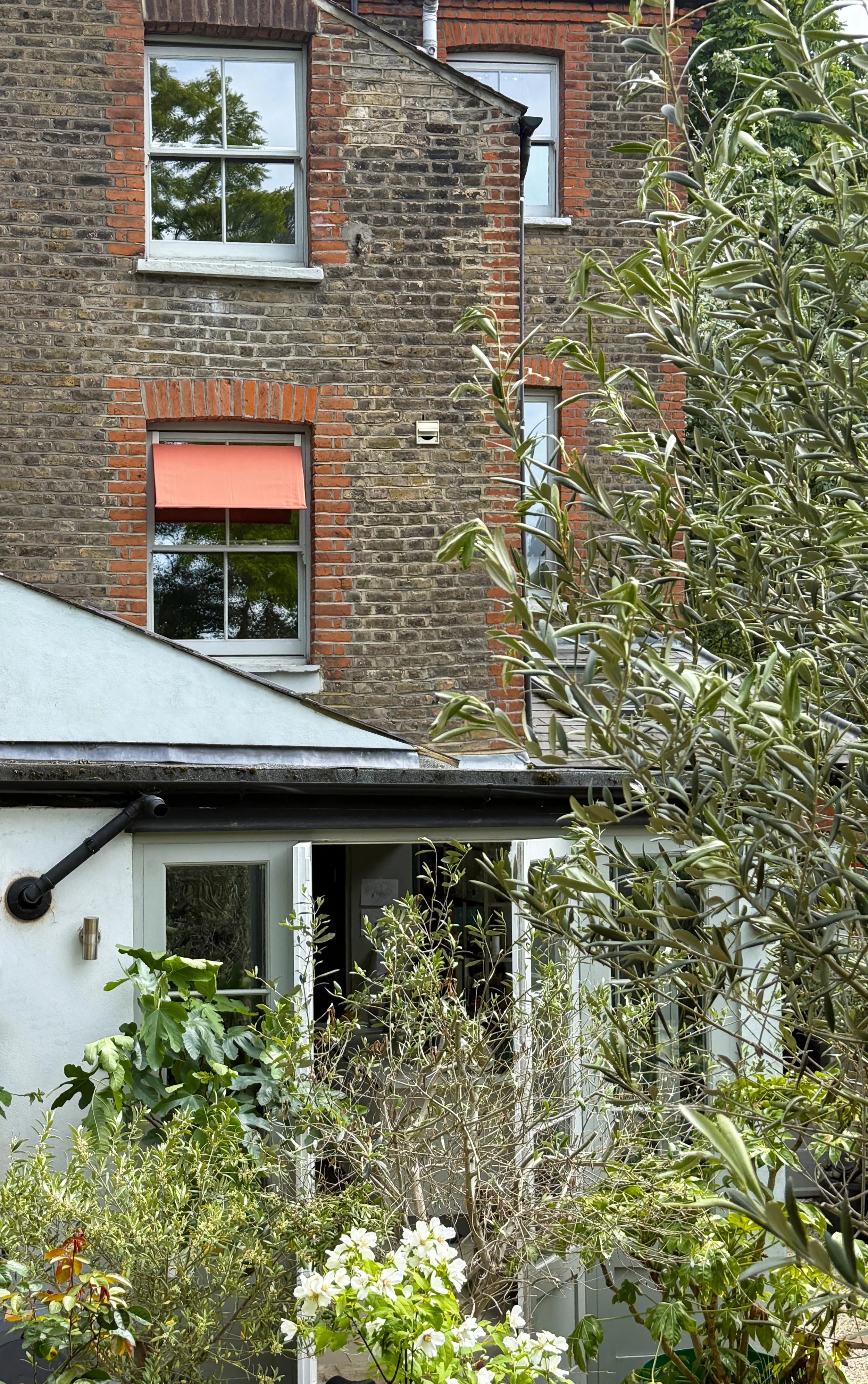 Shaded_Poppy Exterior Full Building.jpg