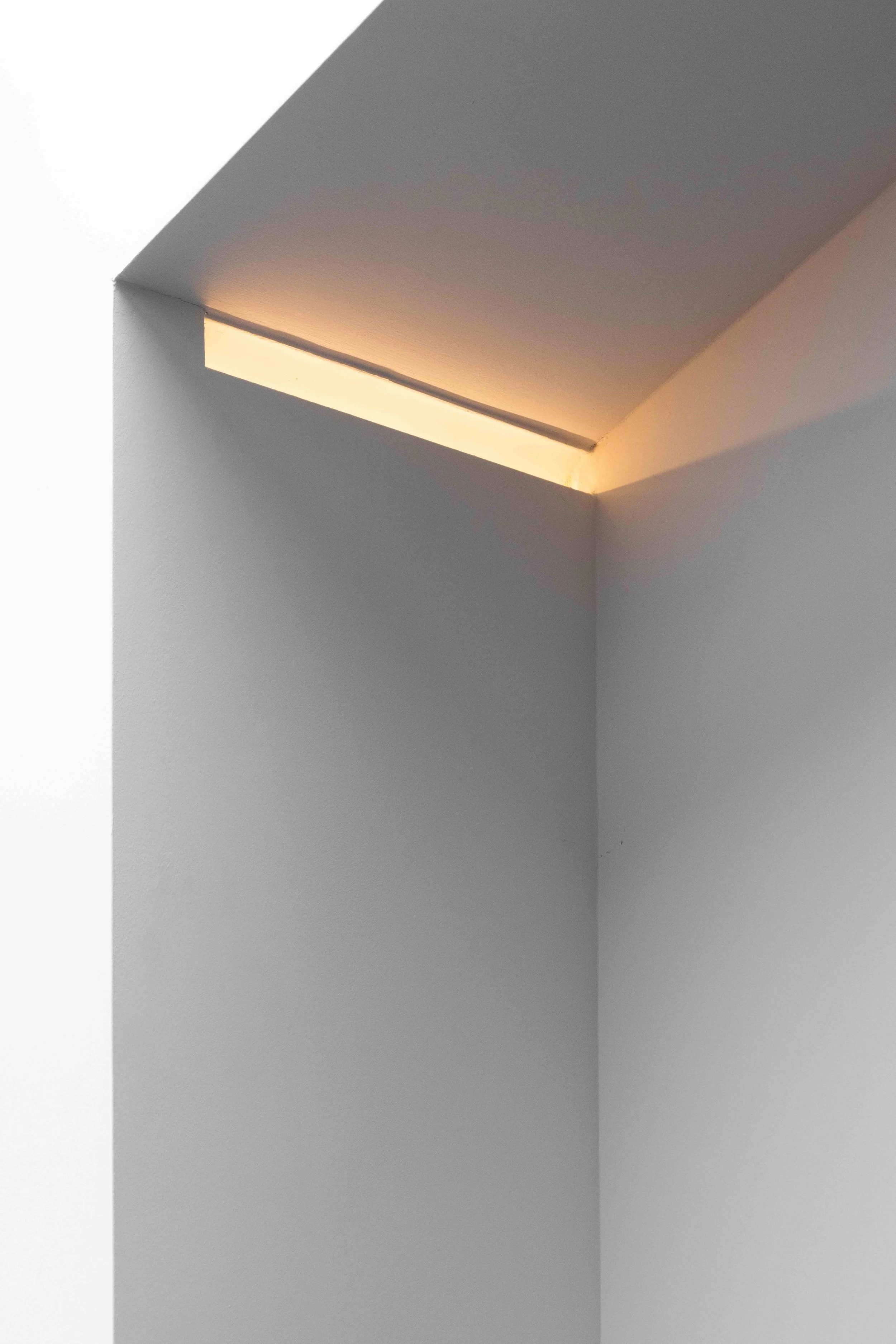 Electrician 2U-129.jpg