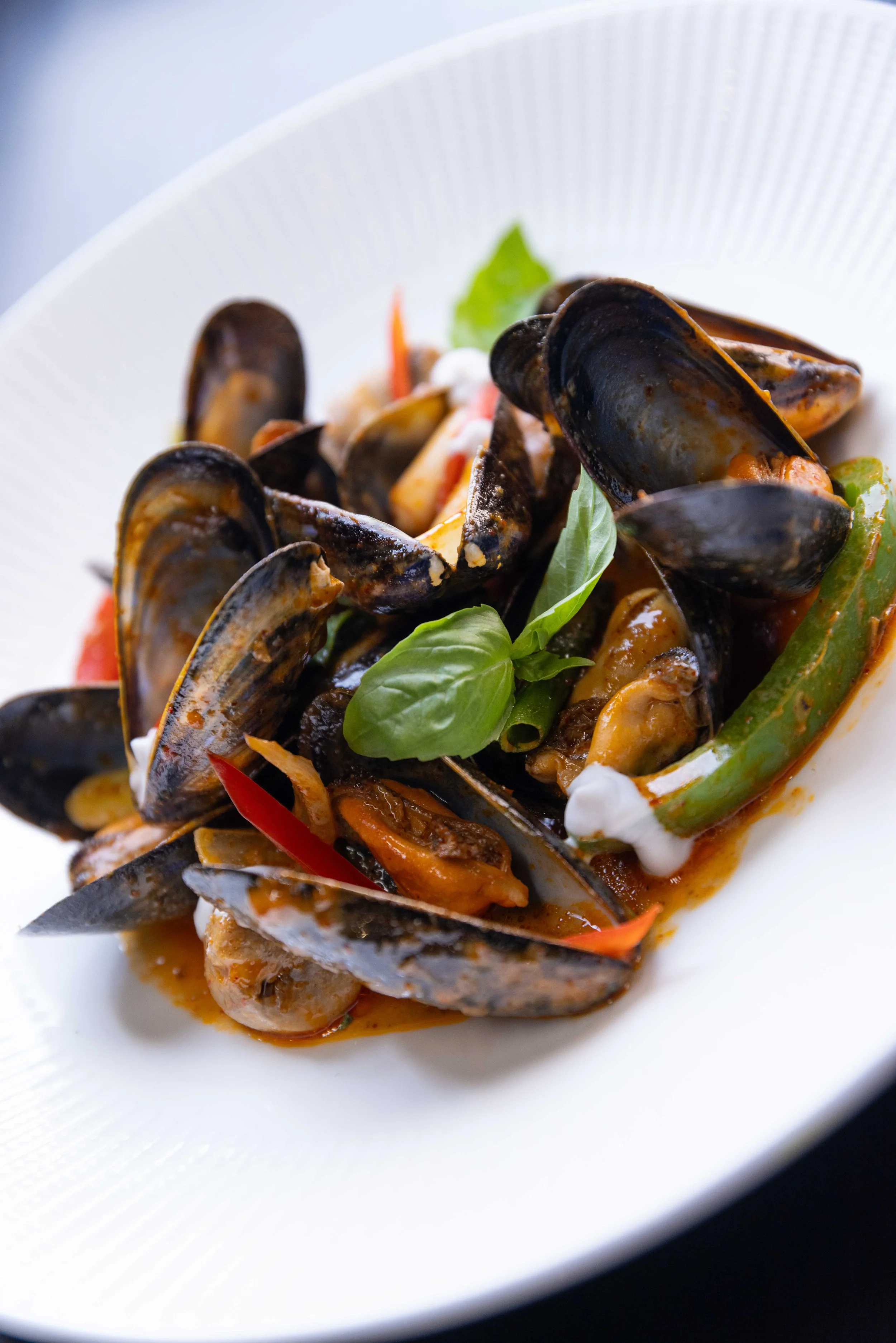 Mussels Pad Nam Prik Pao3.jpg