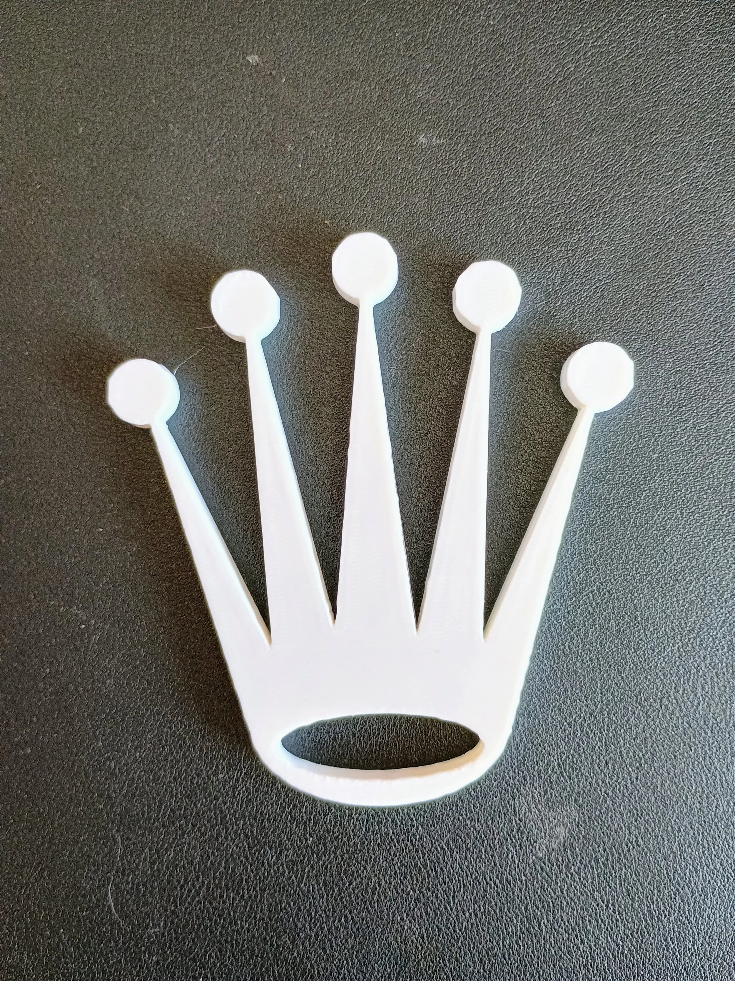 3D-Printed Crown Wall Decor