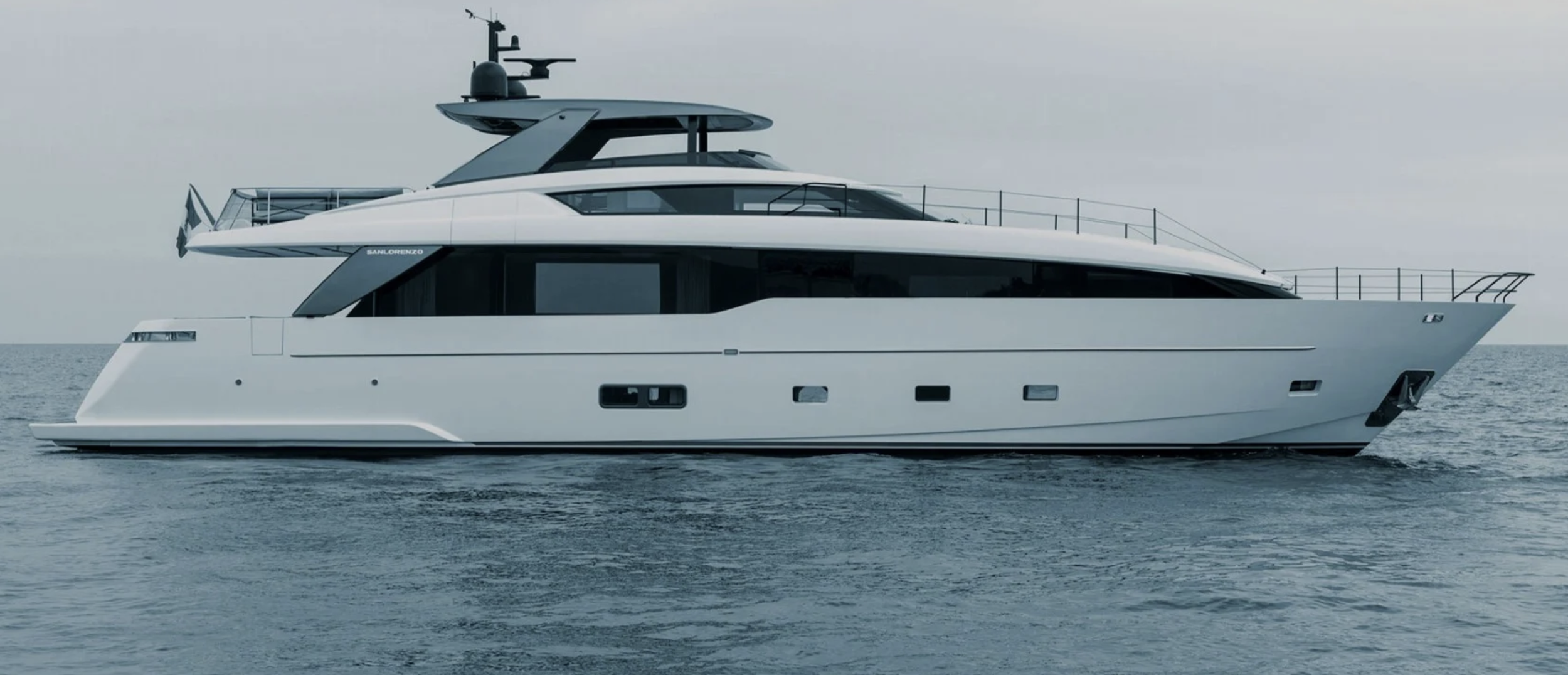 The Sanlorenzo SL86A Is the 88-Footer That Turned a Side Deck Into a Living Room