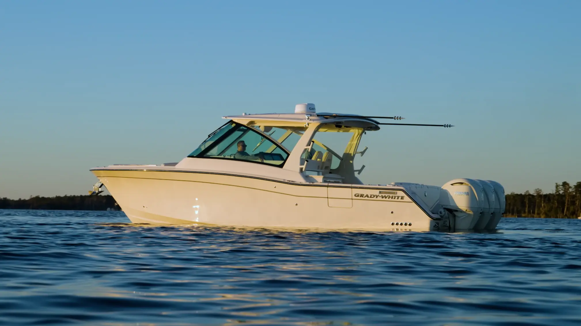 The Grady-White Freedom 345: A Dual Console That Refuses to Compromise
