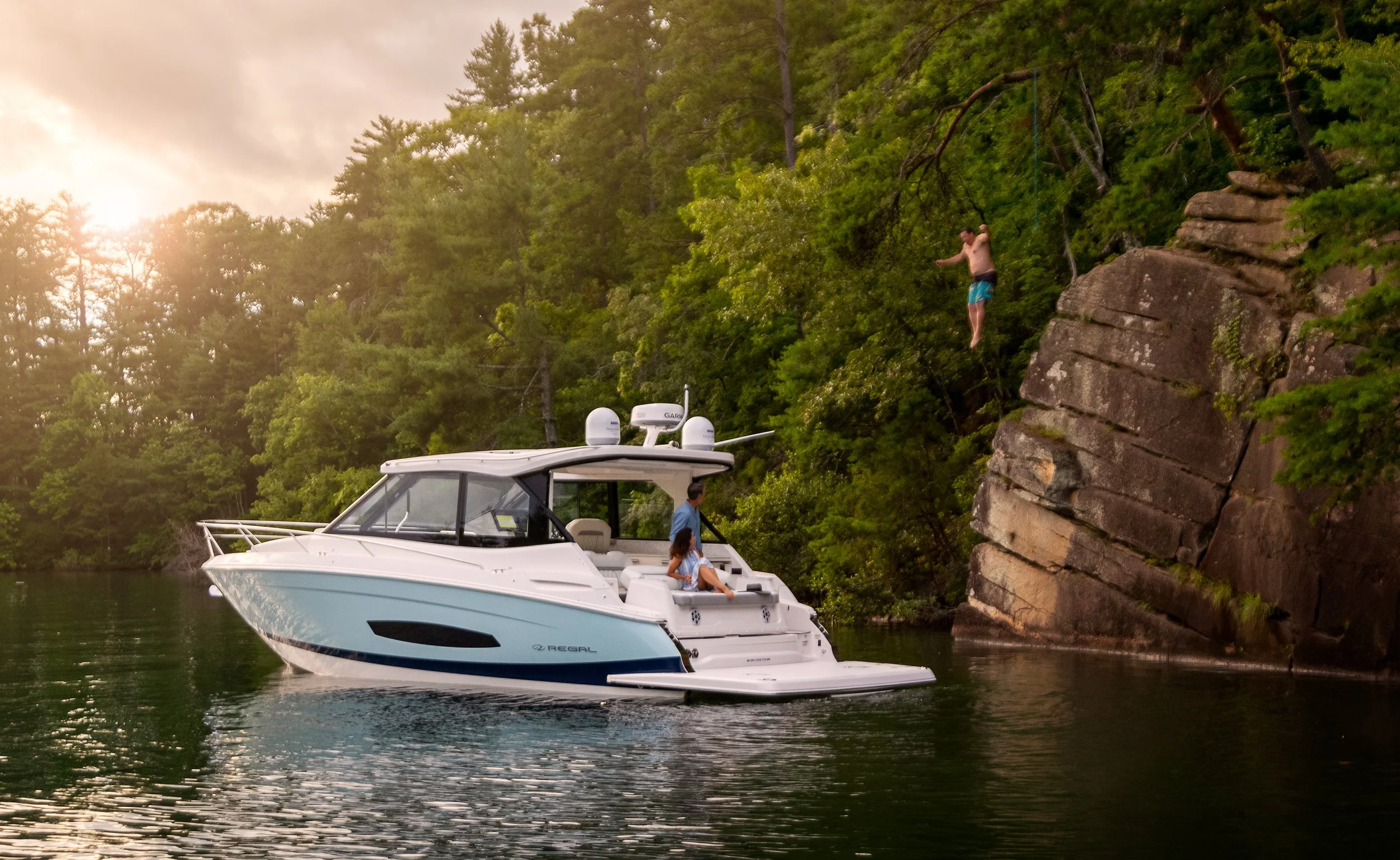 Regal 36 Grande Coupe: Where Weekends Become Destinations
