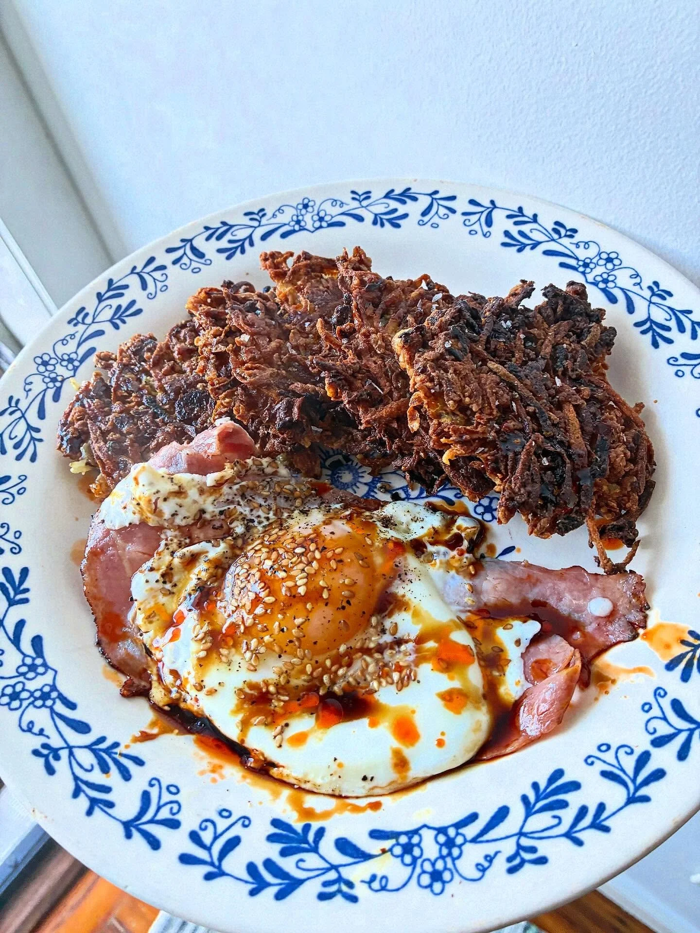 Real potato weather we&rsquo;ve been having over here
🥔Coconut latkes, seared ham, egg, sweet soy sauce
🛒 @weaversway always has the best produce signage
🍚Winter Pilau with Beets, Cauliflower &amp; Cilantro Chutney from @meerasodha&rsquo;s East
🌙
