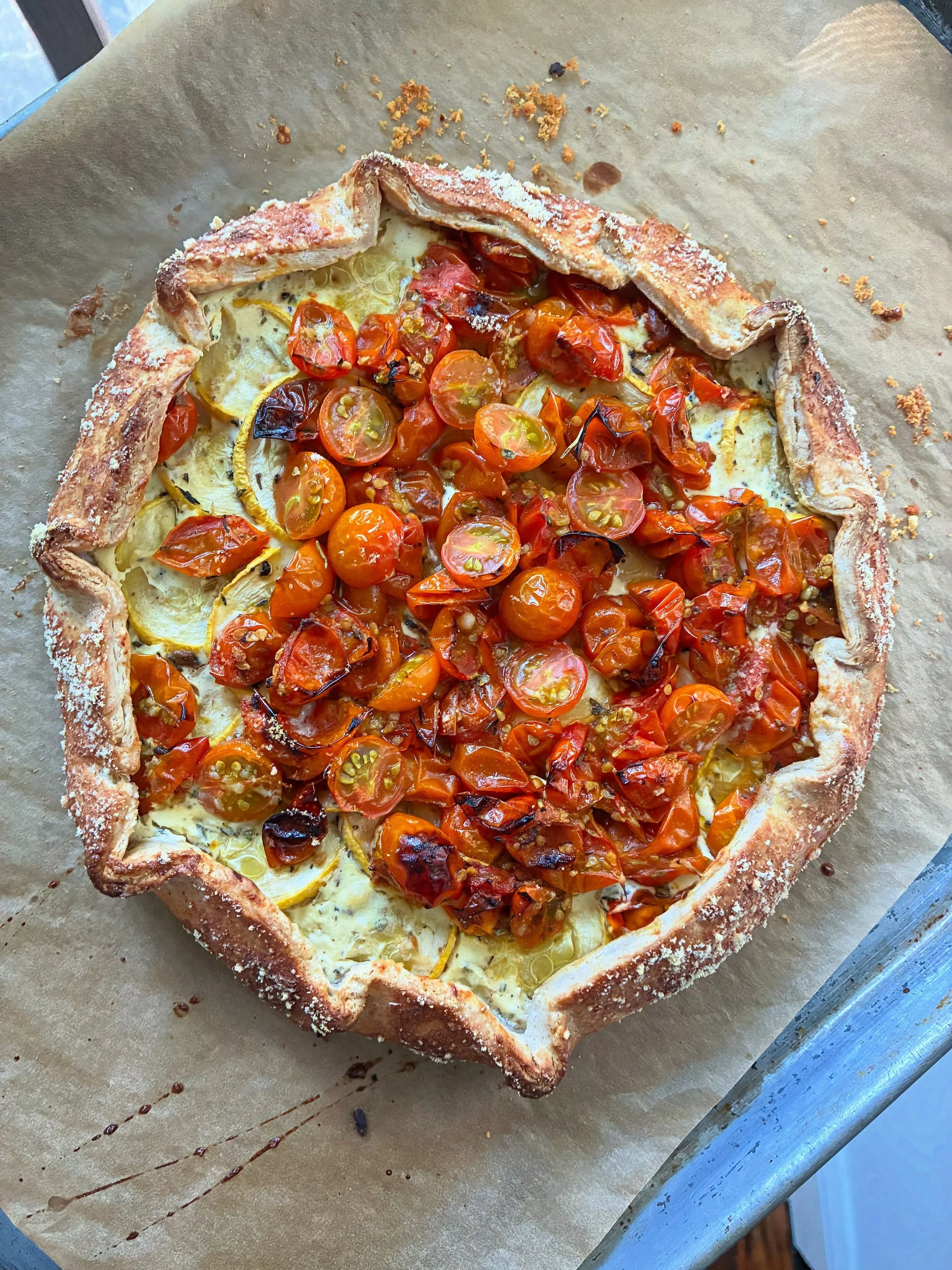 🍅Sungold Tomato &amp; Summer Squash Galette with a Parmesan Crust, recipe from @kingarthurbaking All Purpose Baking Companion
☕️Finally made it to @cup___bearer for a perfect latte
🥩Boney&rsquo;s Coronado Grilled Pork Chops from @carochambers new c