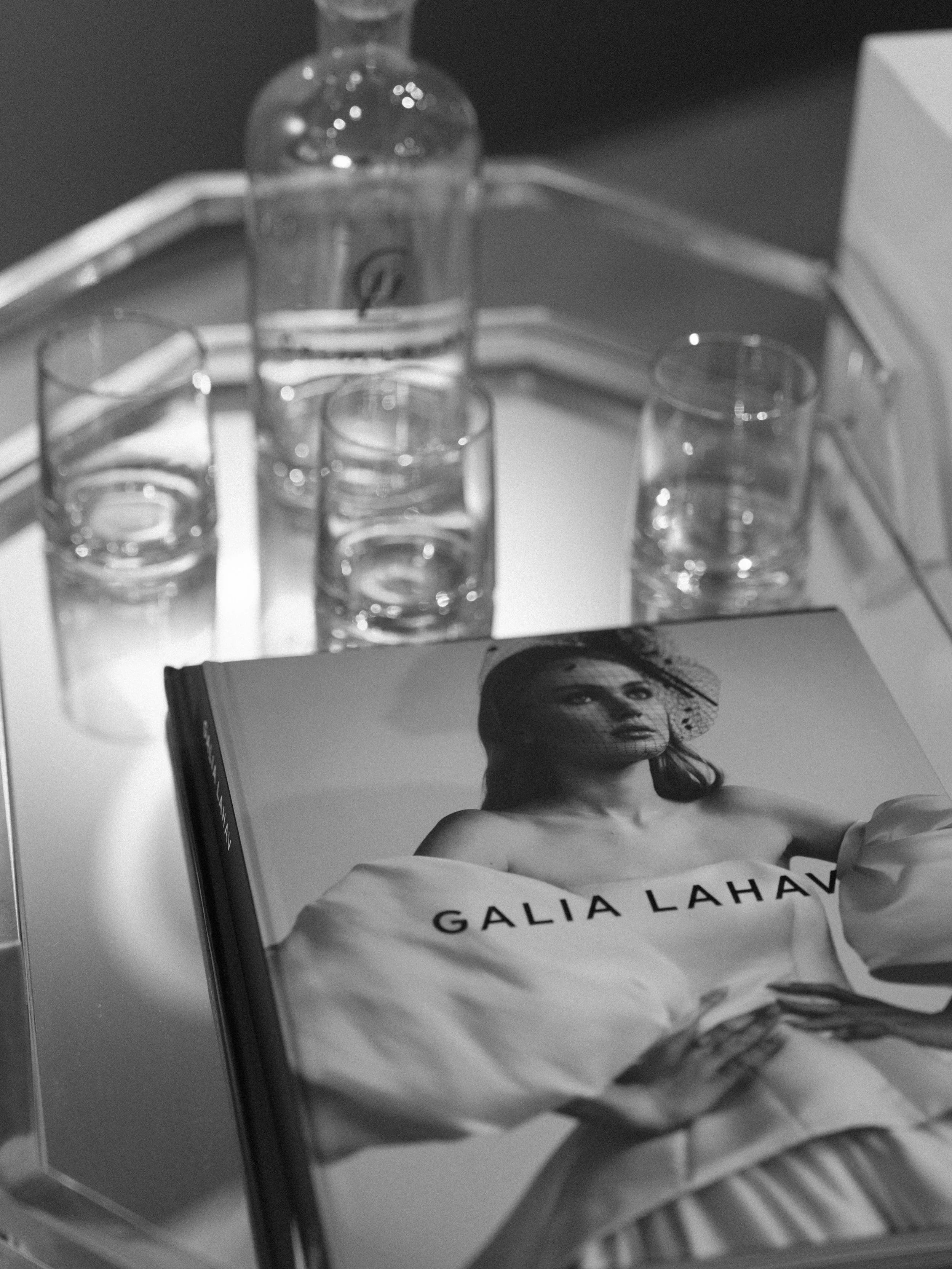 A Girl&rsquo;s Night at @galialahav &lsquo;s Miami Flagship Store
.
.
.
@stitchedbyfede 
@wow.factorevents 
@jimmychoo 
@monochromemoments_booths 
@curato.us