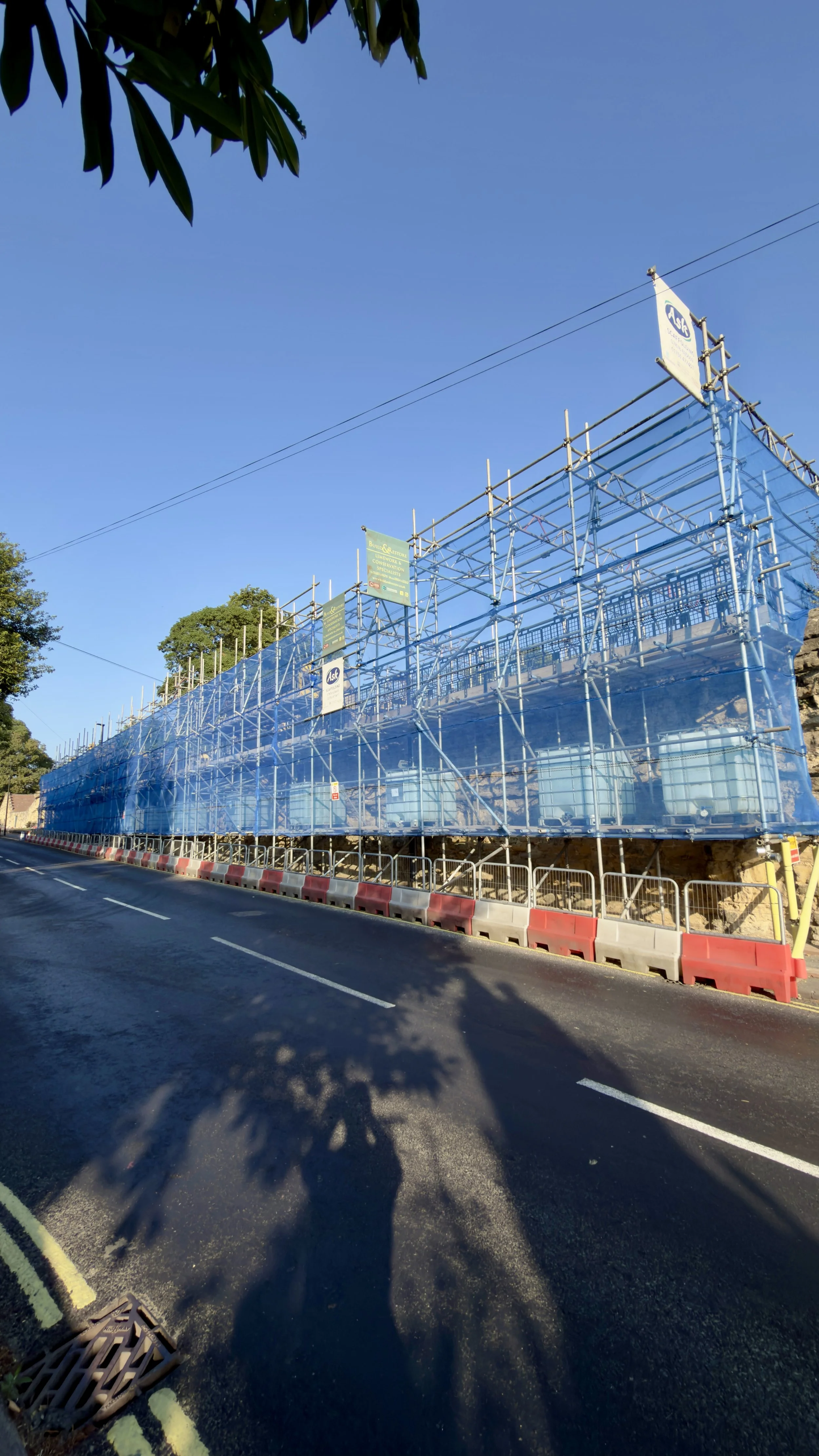 Access scaffold and facade shore in Malton