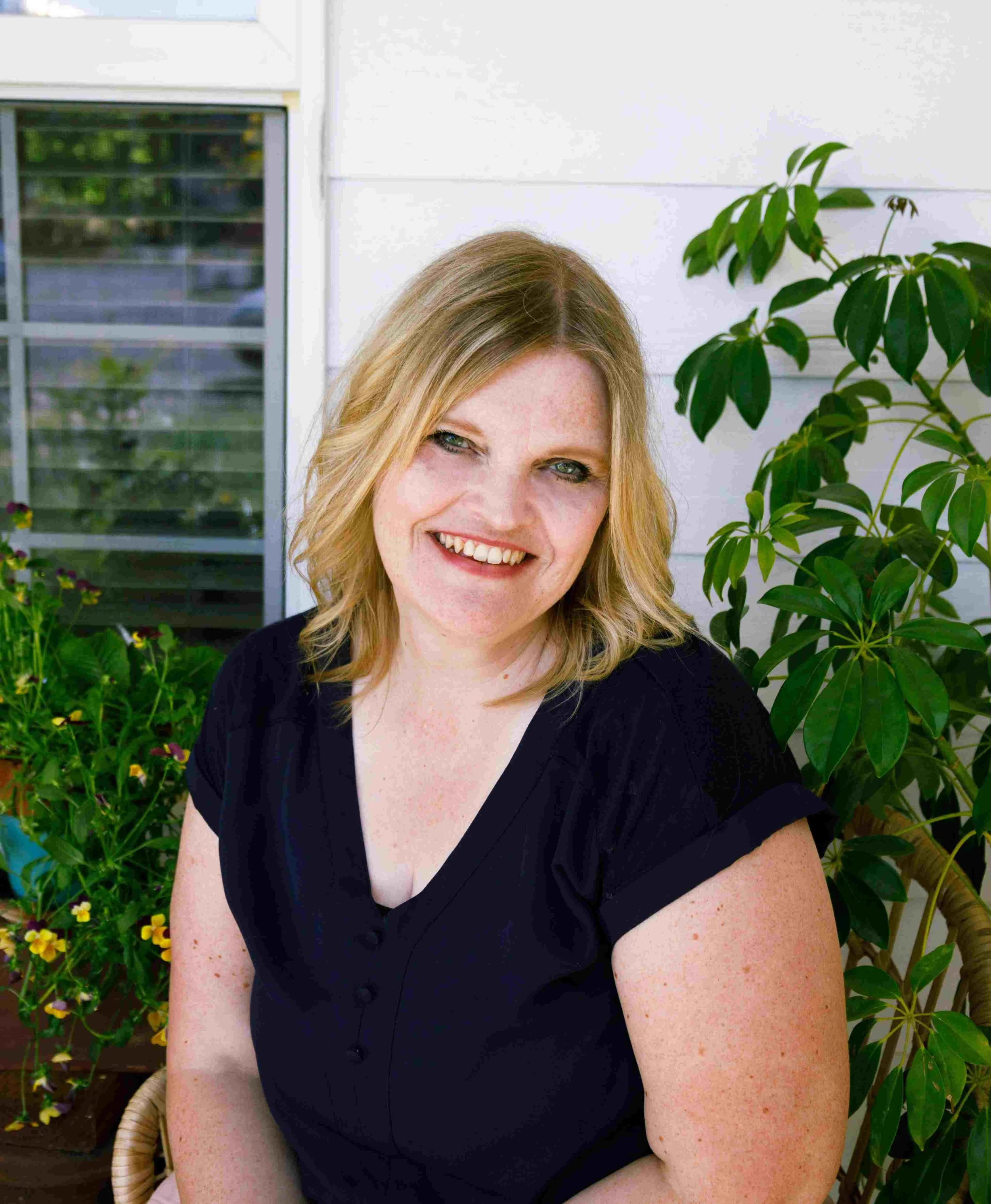 Woman Child and Family Therapist serving Salem, OR and surrounding areas