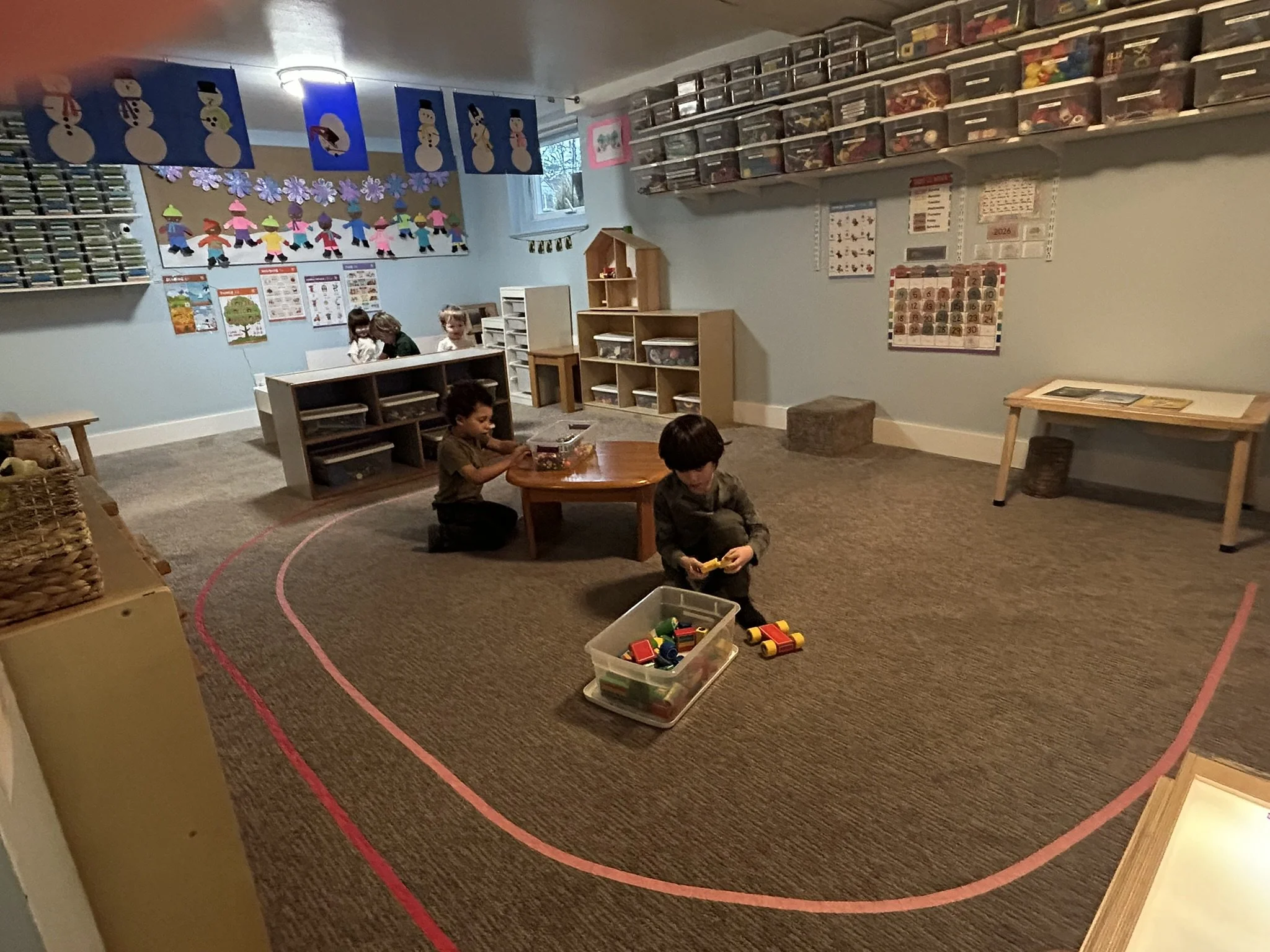 Children playing at Beaumont Children's Center bilingual Chinese preschool in Portland, Oregon