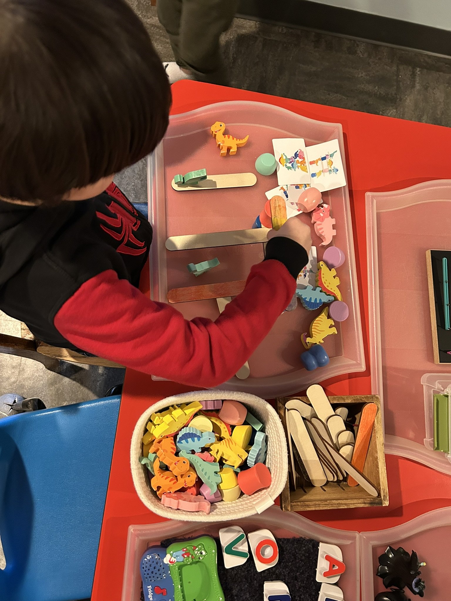 Child-led playtime at Beaumont Children's Center bilingual Chinese preschool in Portland, Oregon