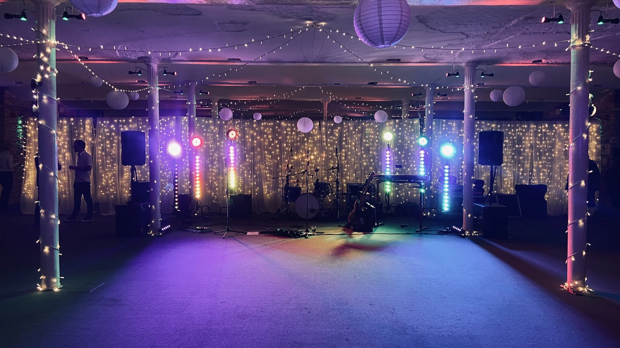 Lighting Package Addon - 6x Sun Strip Stage Lights