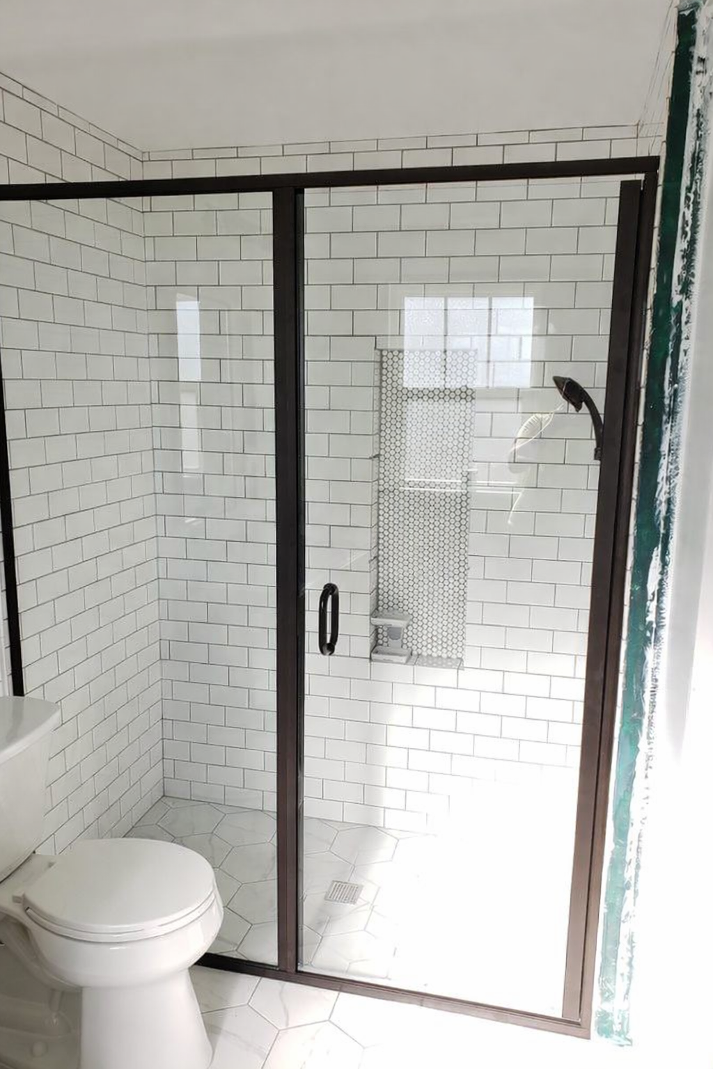 Black semiframeless shower