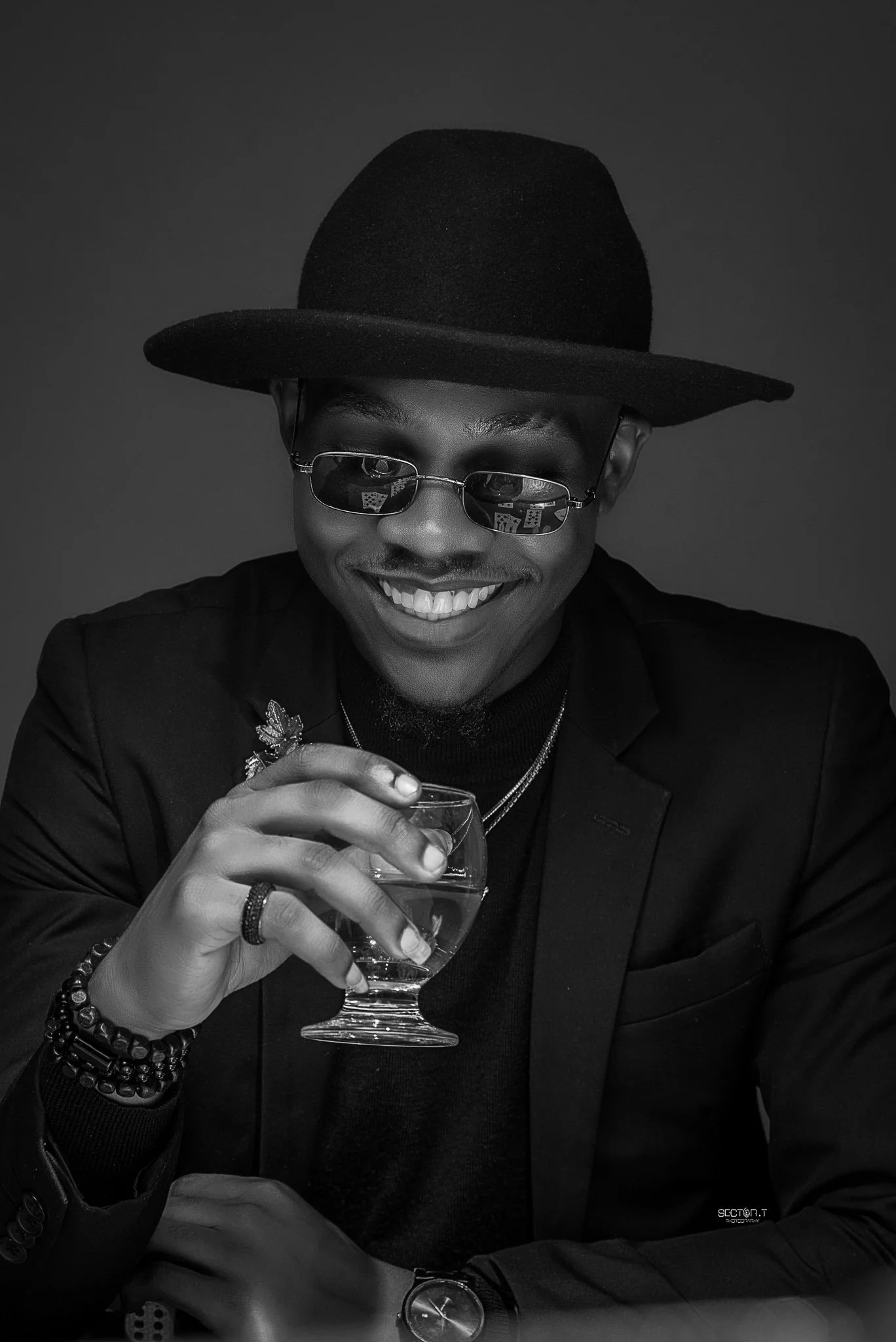 PORTRAIT PHOTOS SHOOT BY SECTORTVISUALS. A PHOTOGRAPHER IN COVENTRY, WEST MIDLANDS