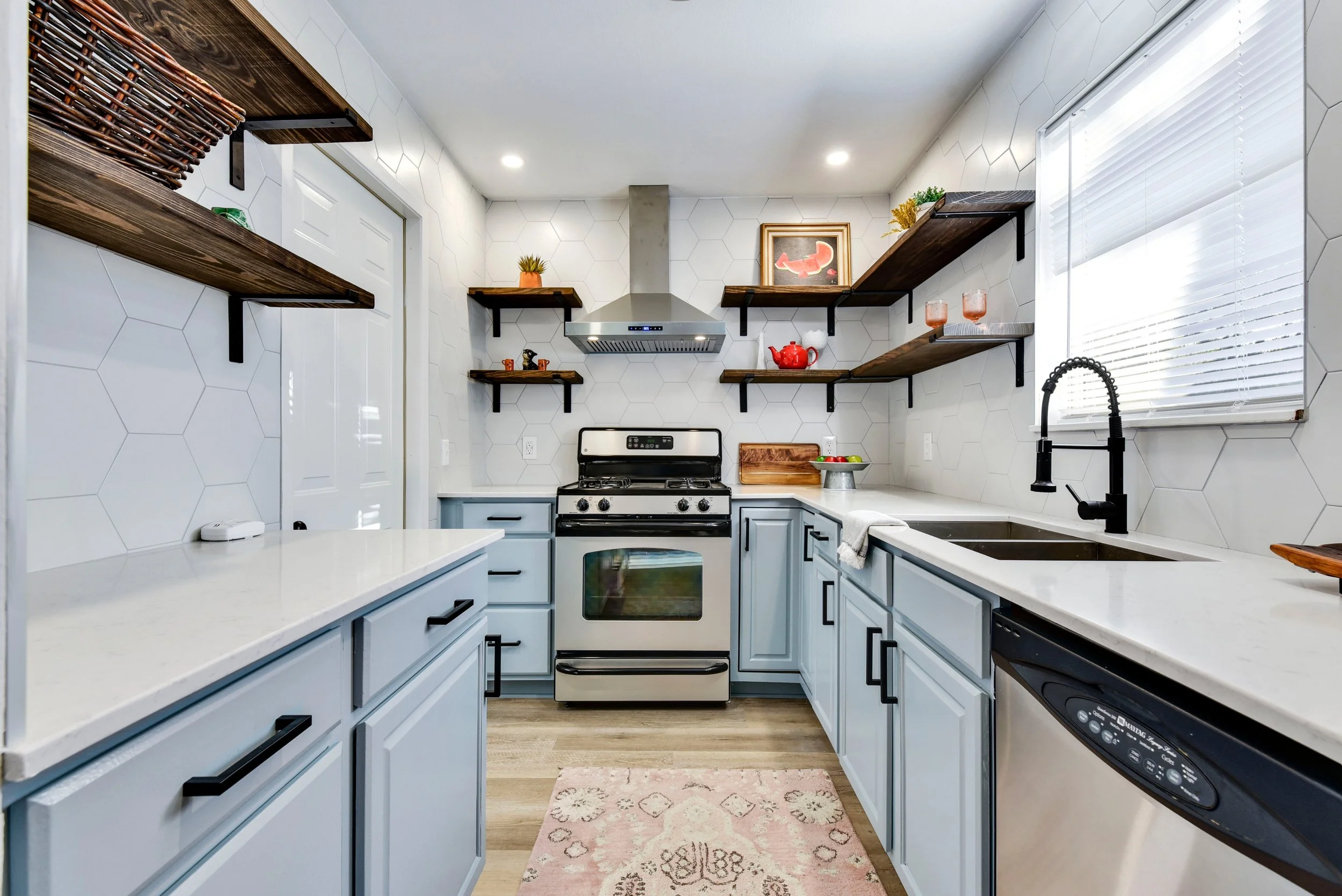 orig_6909 Isabelle Dr 14_9728787.jpg