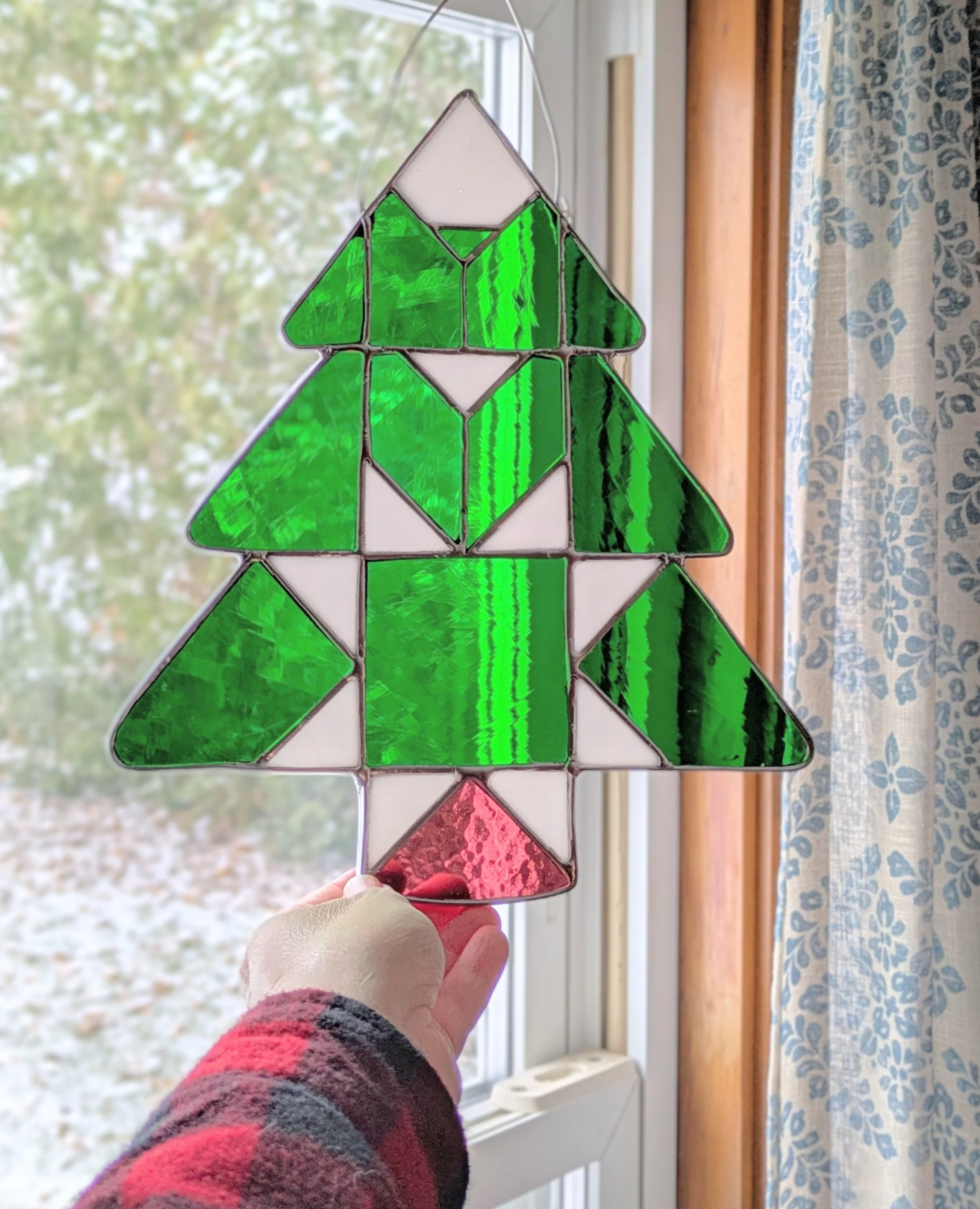 Stained Glass Evergreen Quilt Tree